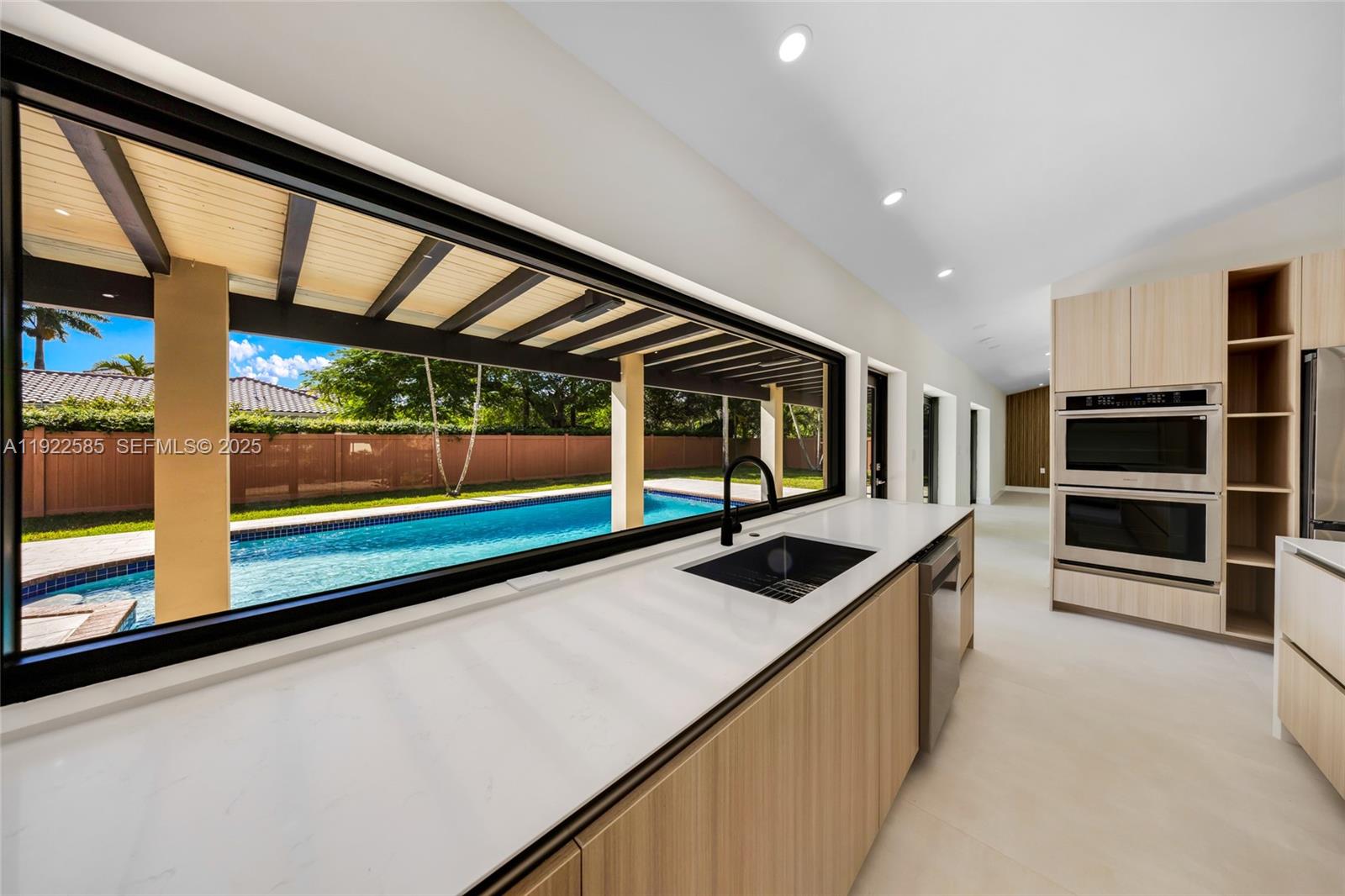 8120 SW 162nd St Palmetto Bay, FL 33157