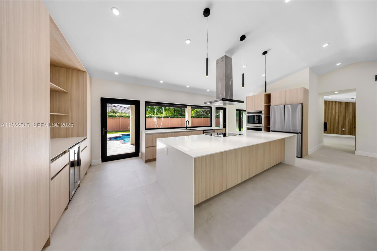 8120 SW 162nd St Palmetto Bay, FL 33157