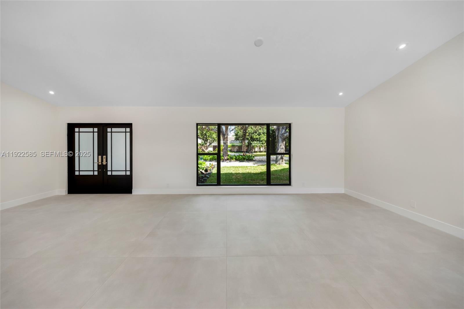 8120 SW 162nd St Palmetto Bay, FL 33157