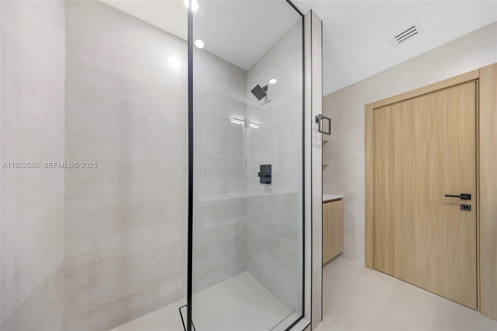 8120 SW 162nd St Palmetto Bay, FL 33157