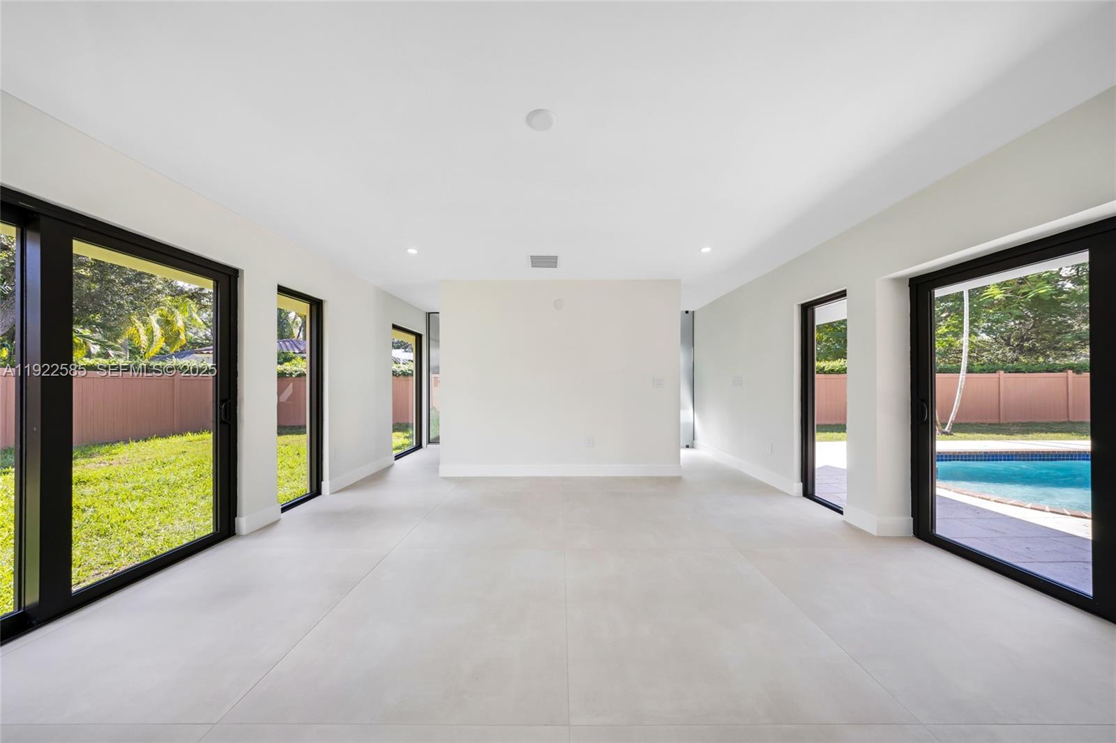 8120 SW 162nd St Palmetto Bay, FL 33157