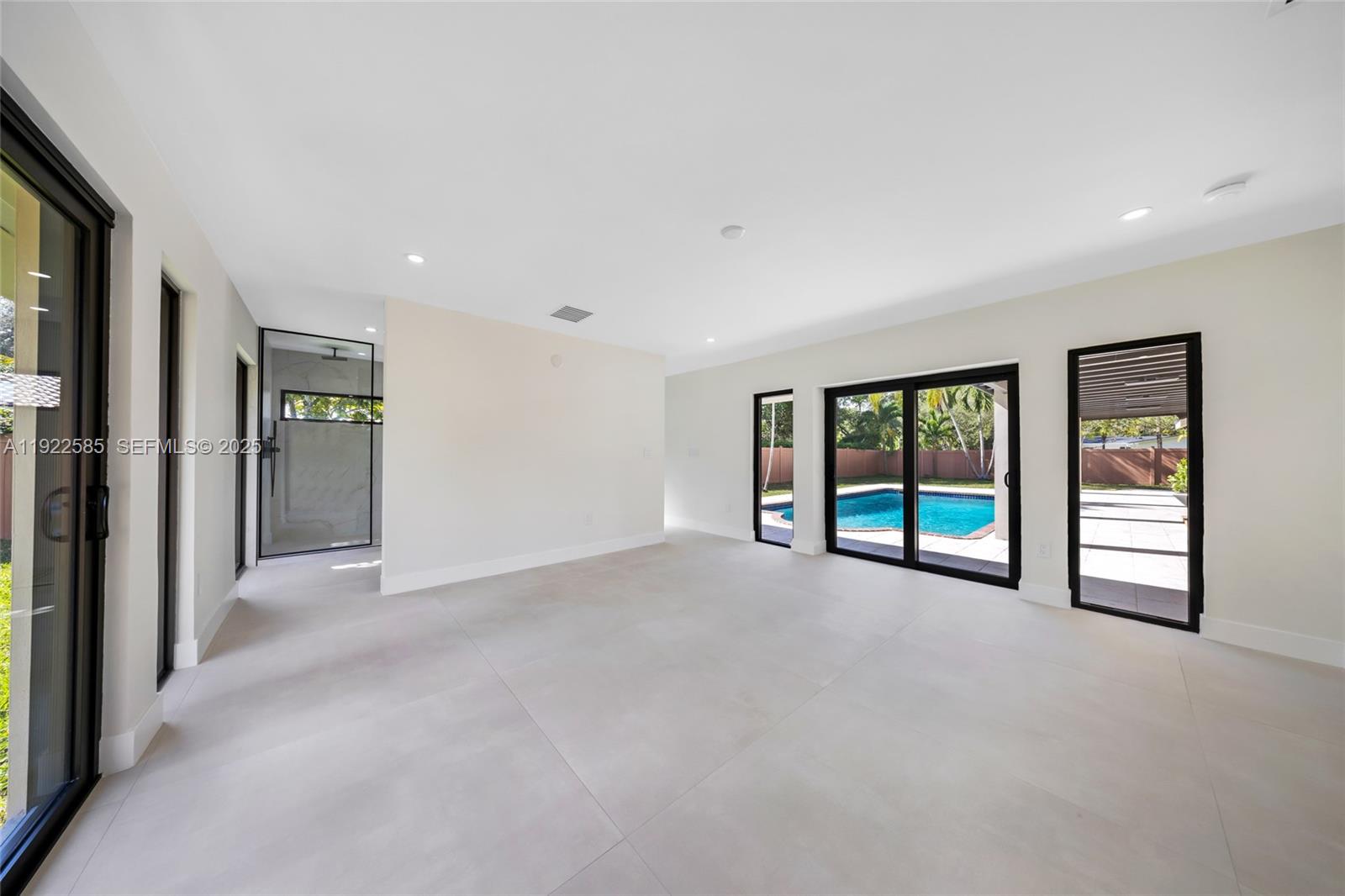 8120 SW 162nd St Palmetto Bay, FL 33157