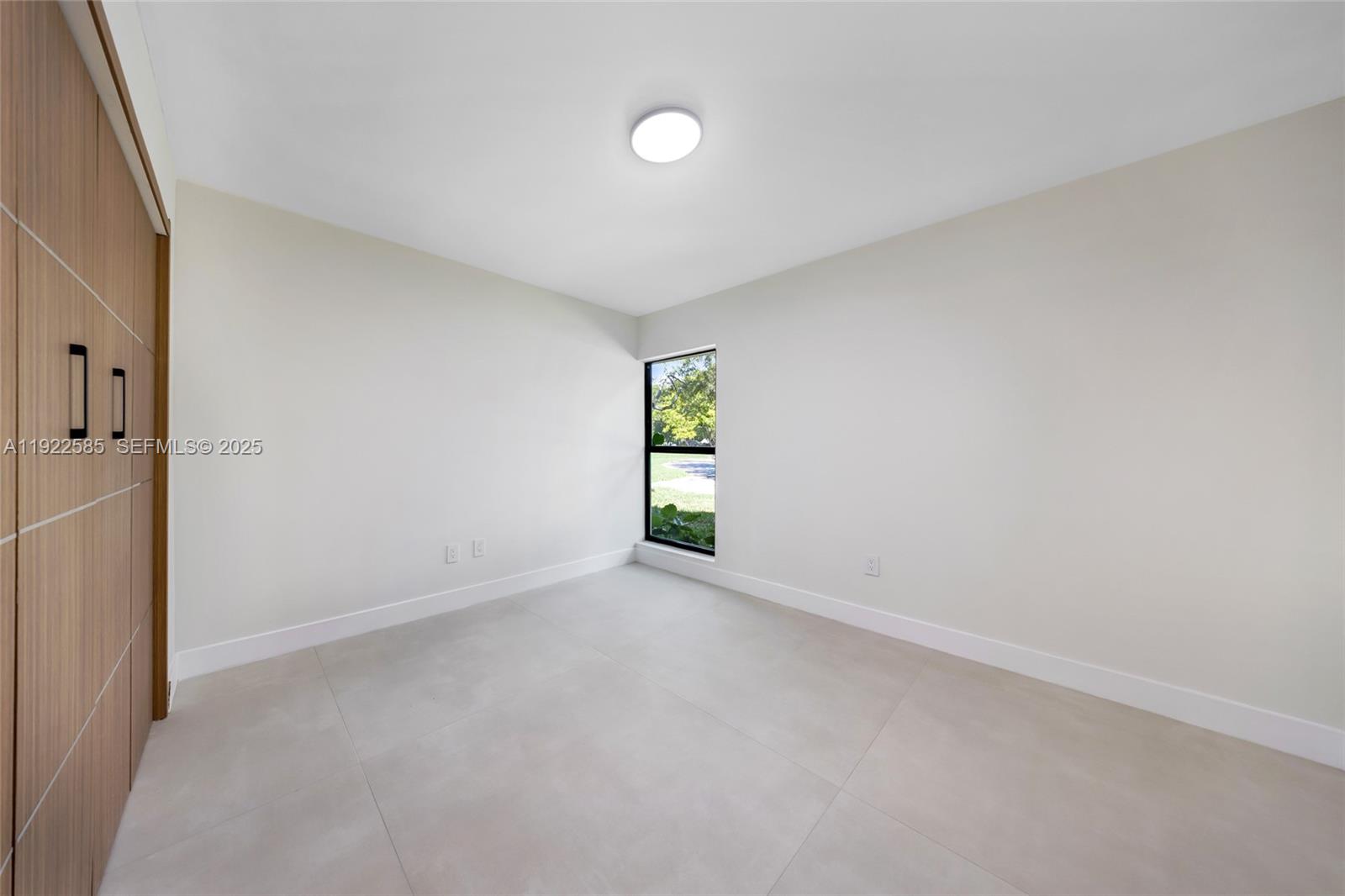 8120 SW 162nd St Palmetto Bay, FL 33157