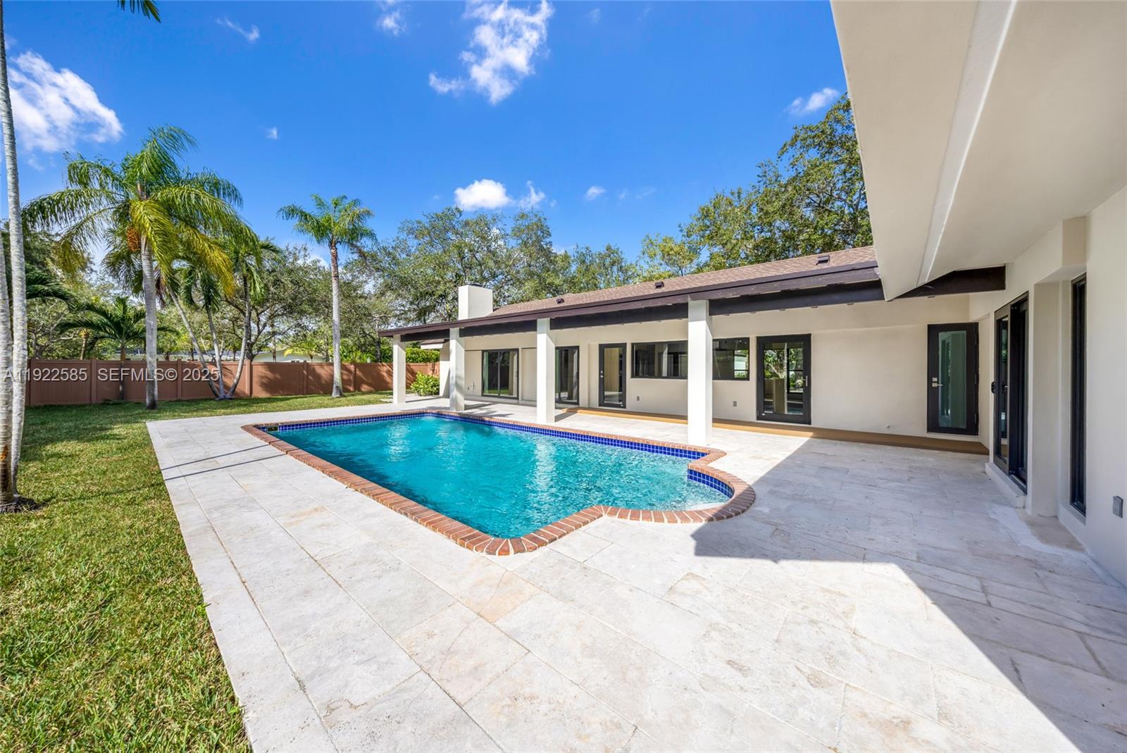 8120 SW 162nd St Palmetto Bay, FL 33157