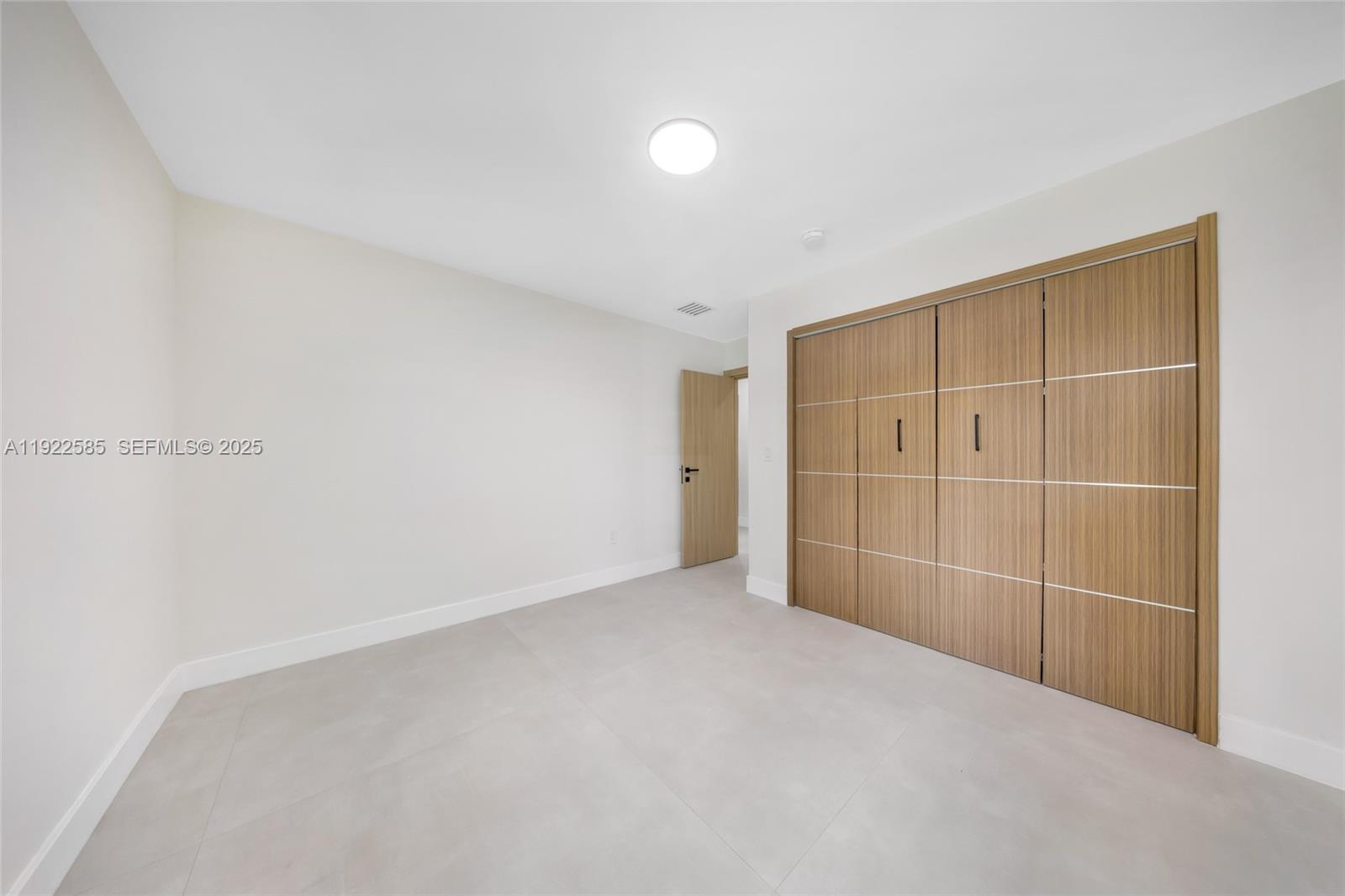 8120 SW 162nd St Palmetto Bay, FL 33157