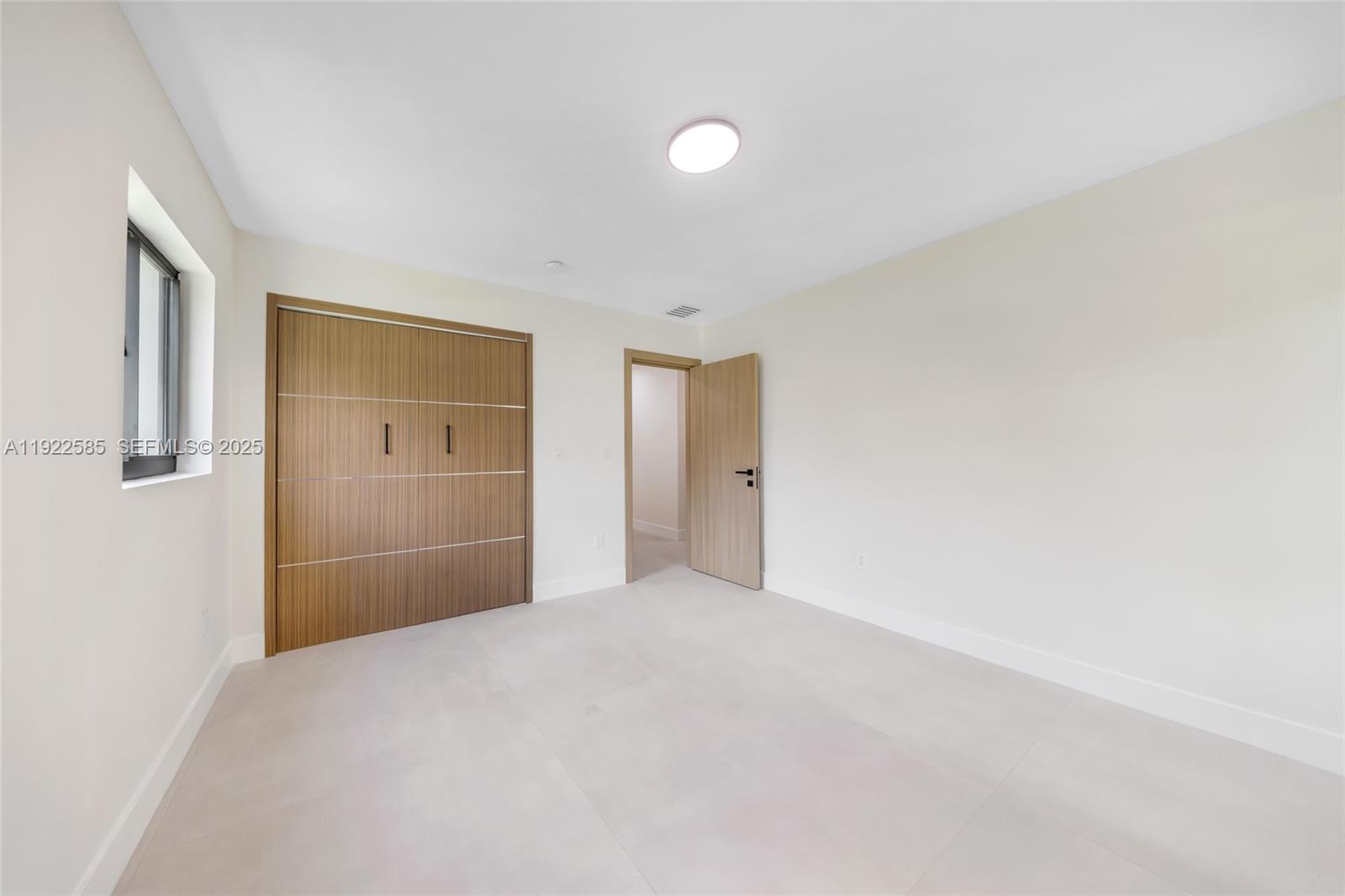 8120 SW 162nd St Palmetto Bay, FL 33157