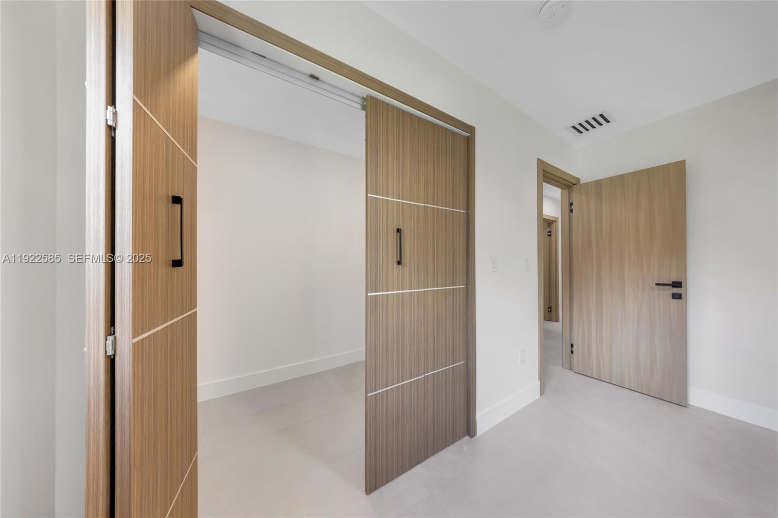 8120 SW 162nd St Palmetto Bay, FL 33157