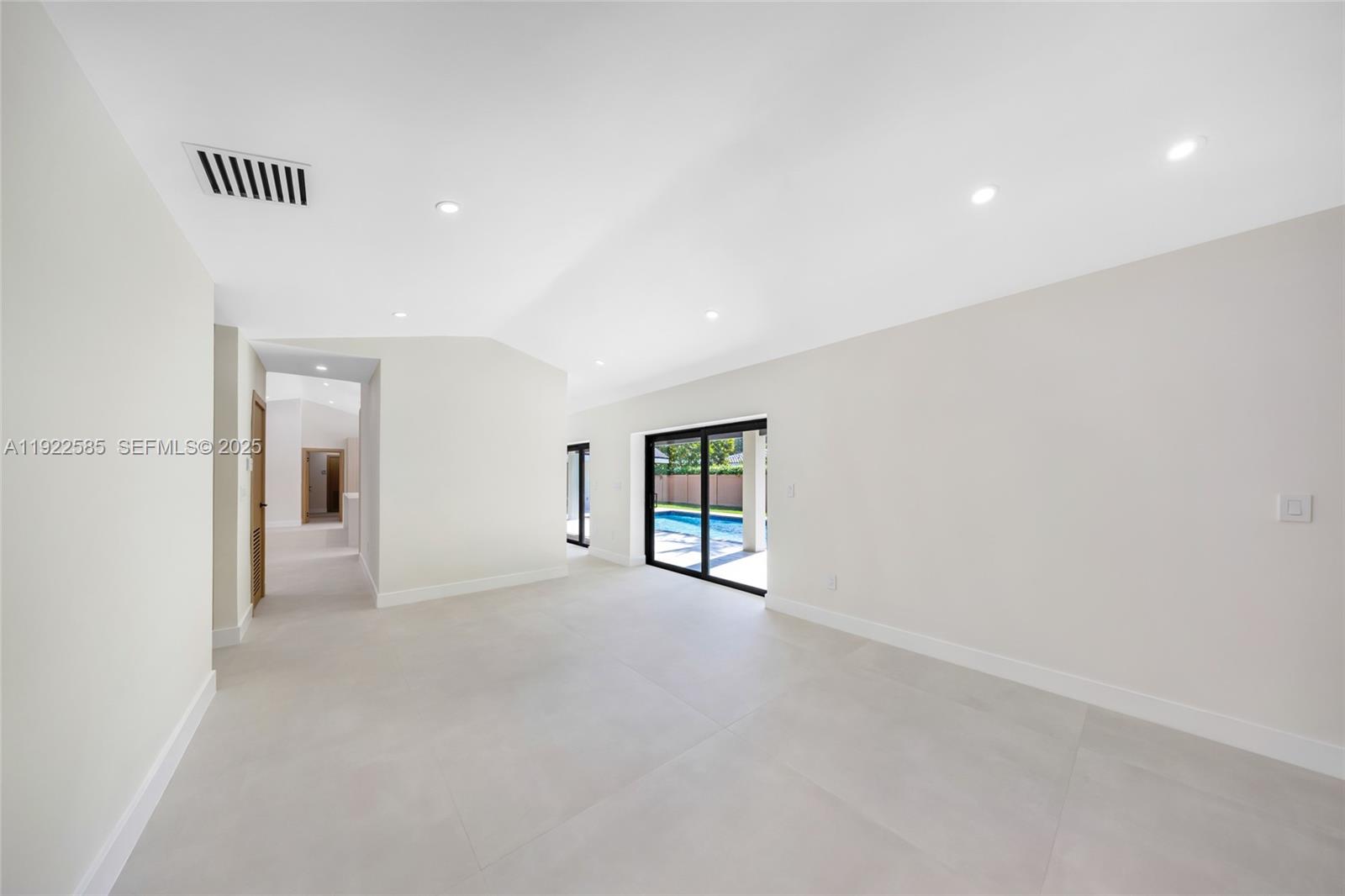 8120 SW 162nd St Palmetto Bay, FL 33157