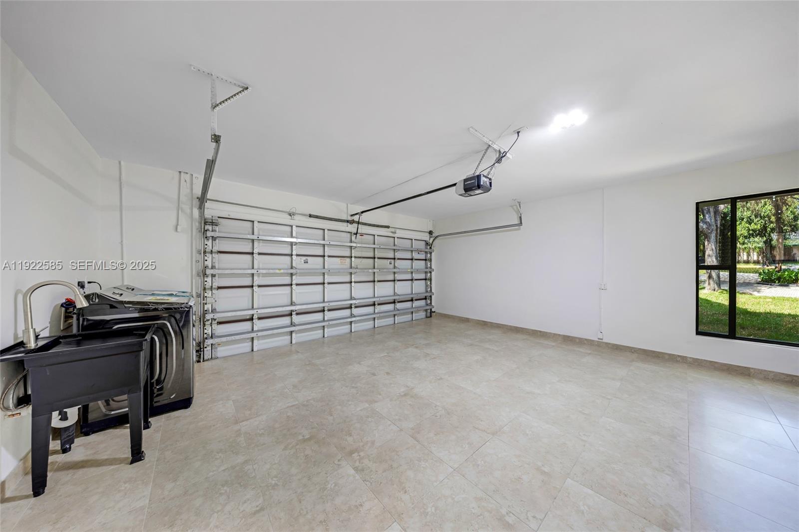 8120 SW 162nd St Palmetto Bay, FL 33157