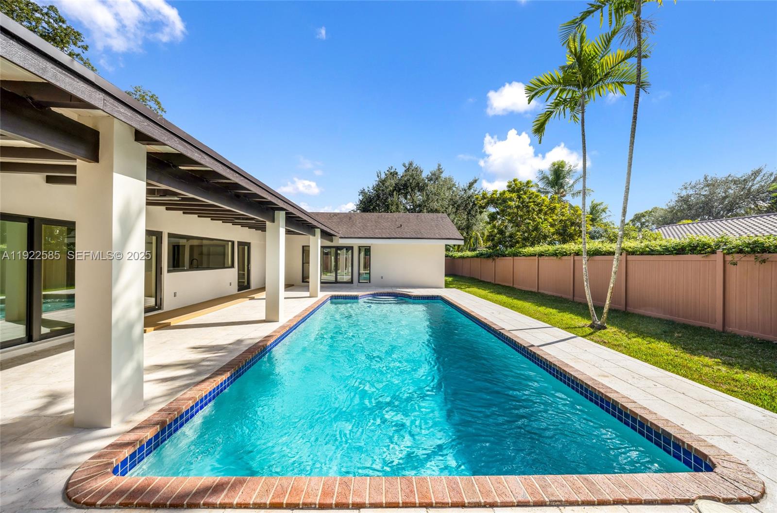 8120 SW 162nd St Palmetto Bay, FL 33157