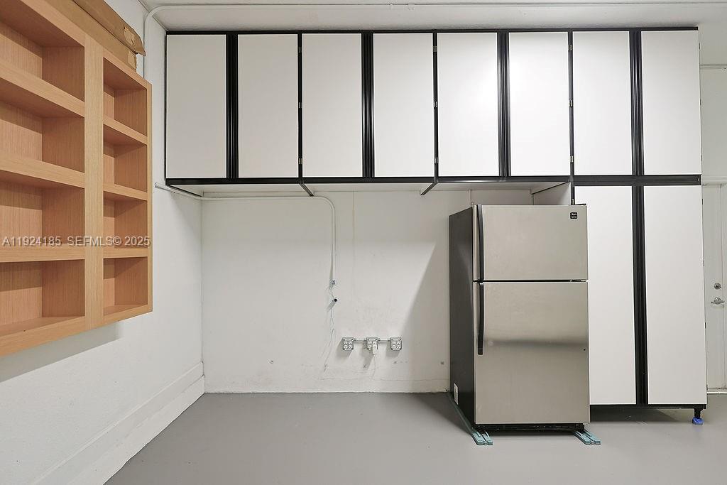 6853 NW 113th Pl Doral, FL 33178