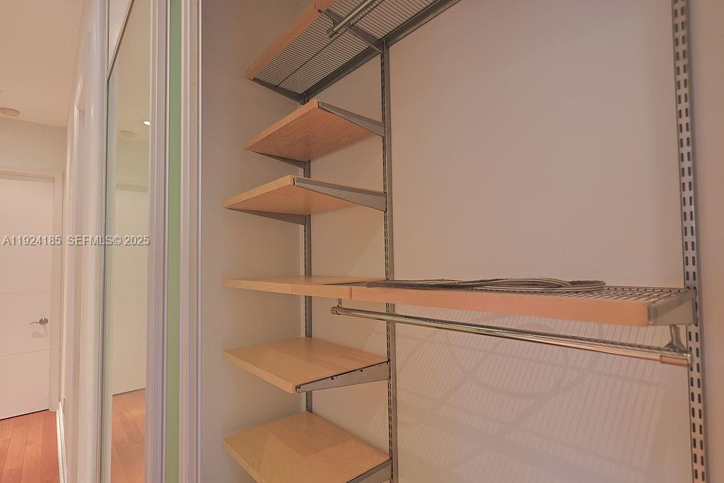 6853 NW 113th Pl Doral, FL 33178