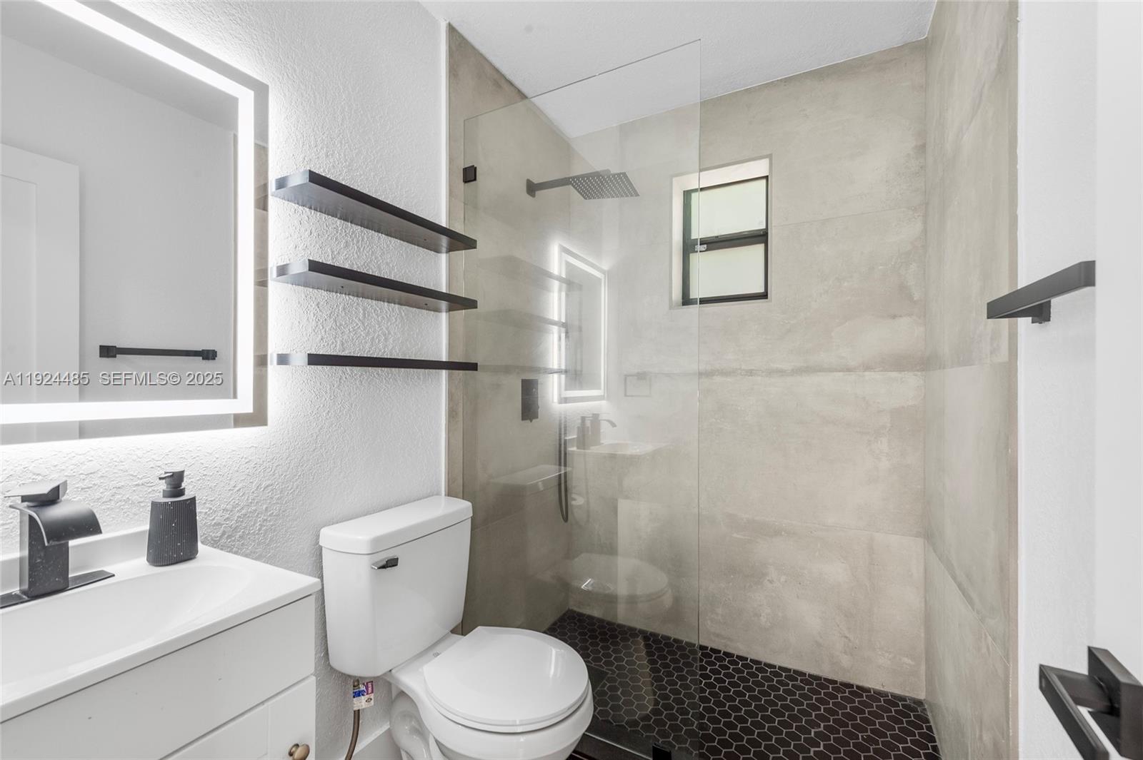 485 NW 132nd St North Miami, FL 33168