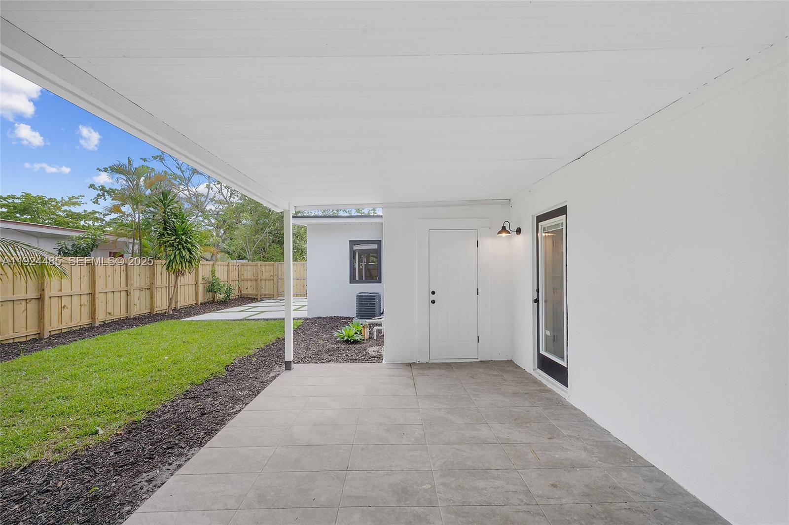 485 NW 132nd St North Miami, FL 33168