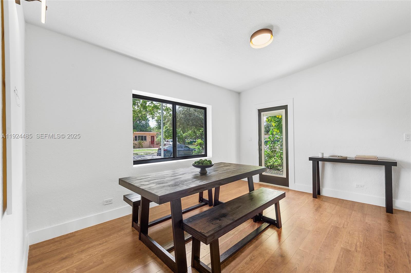 485 NW 132nd St North Miami, FL 33168