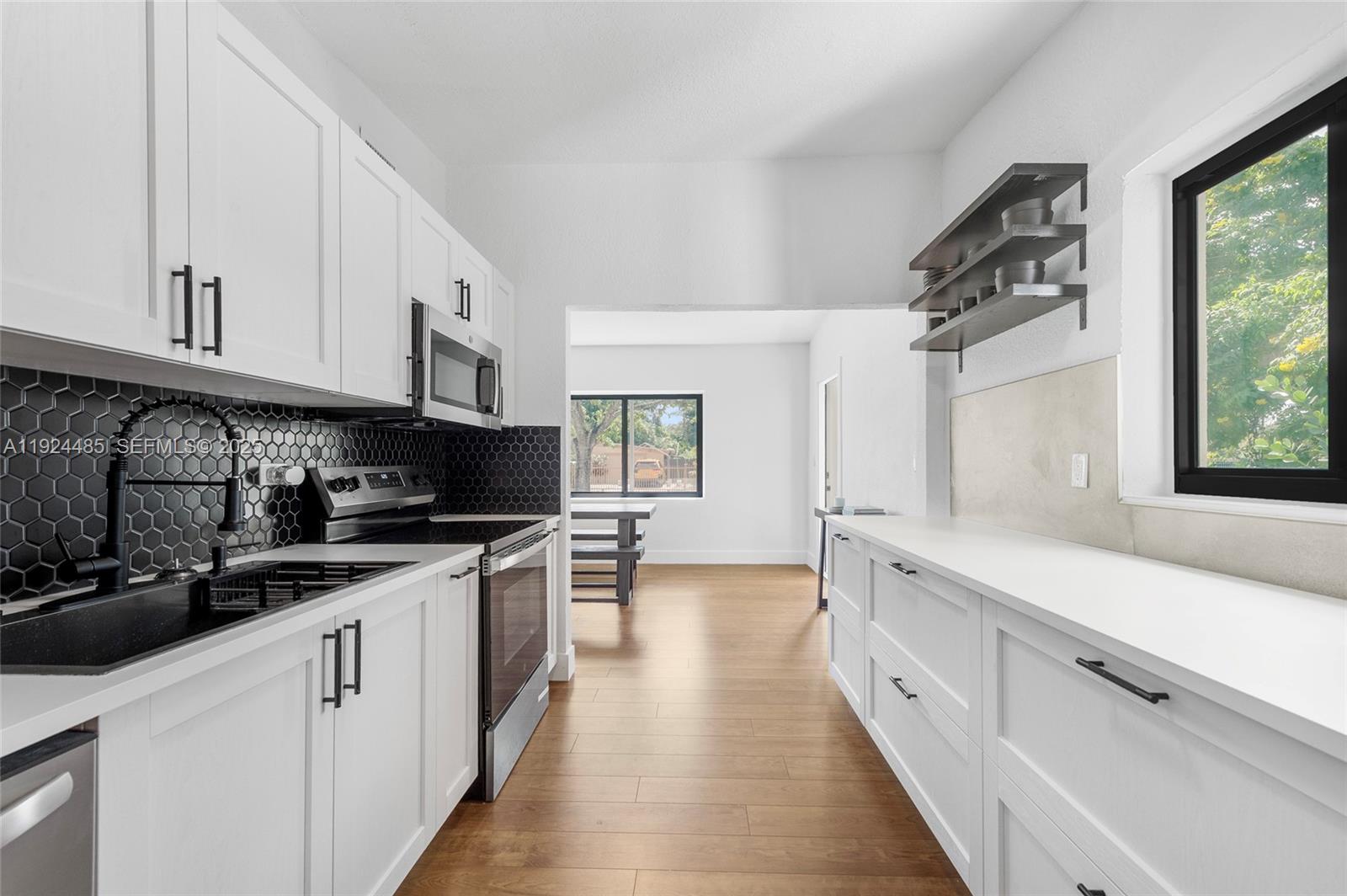 485 NW 132nd St North Miami, FL 33168