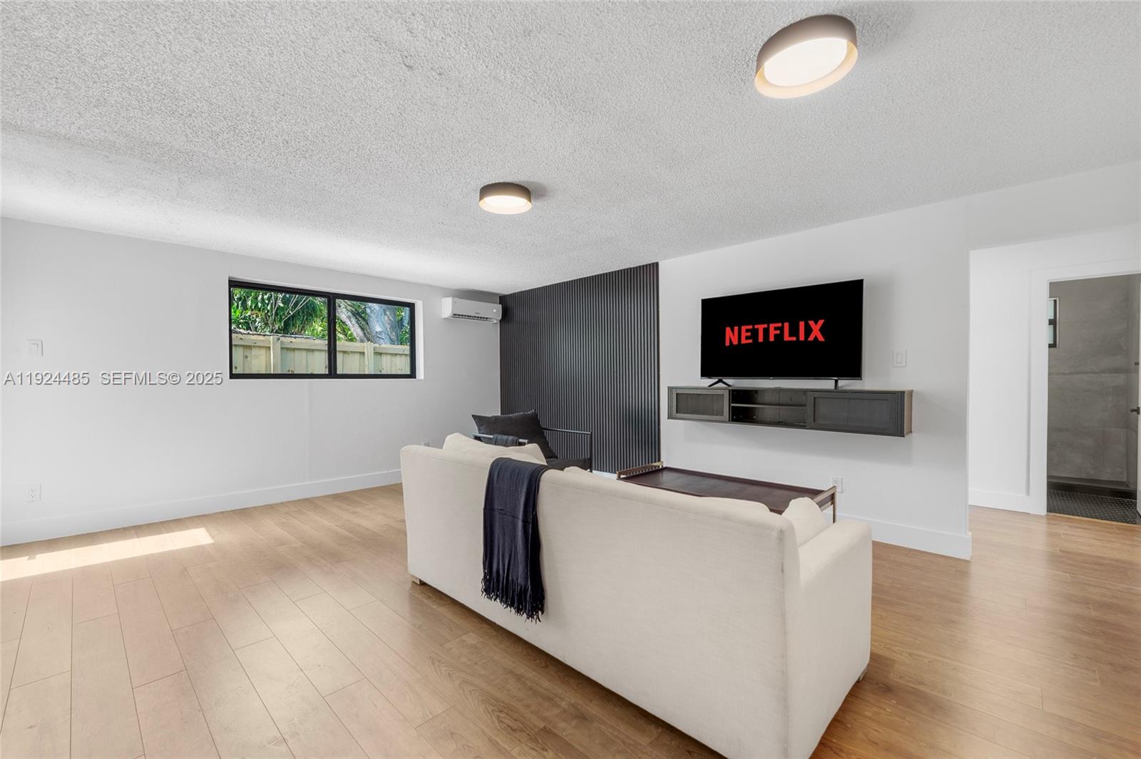 485 NW 132nd St North Miami, FL 33168