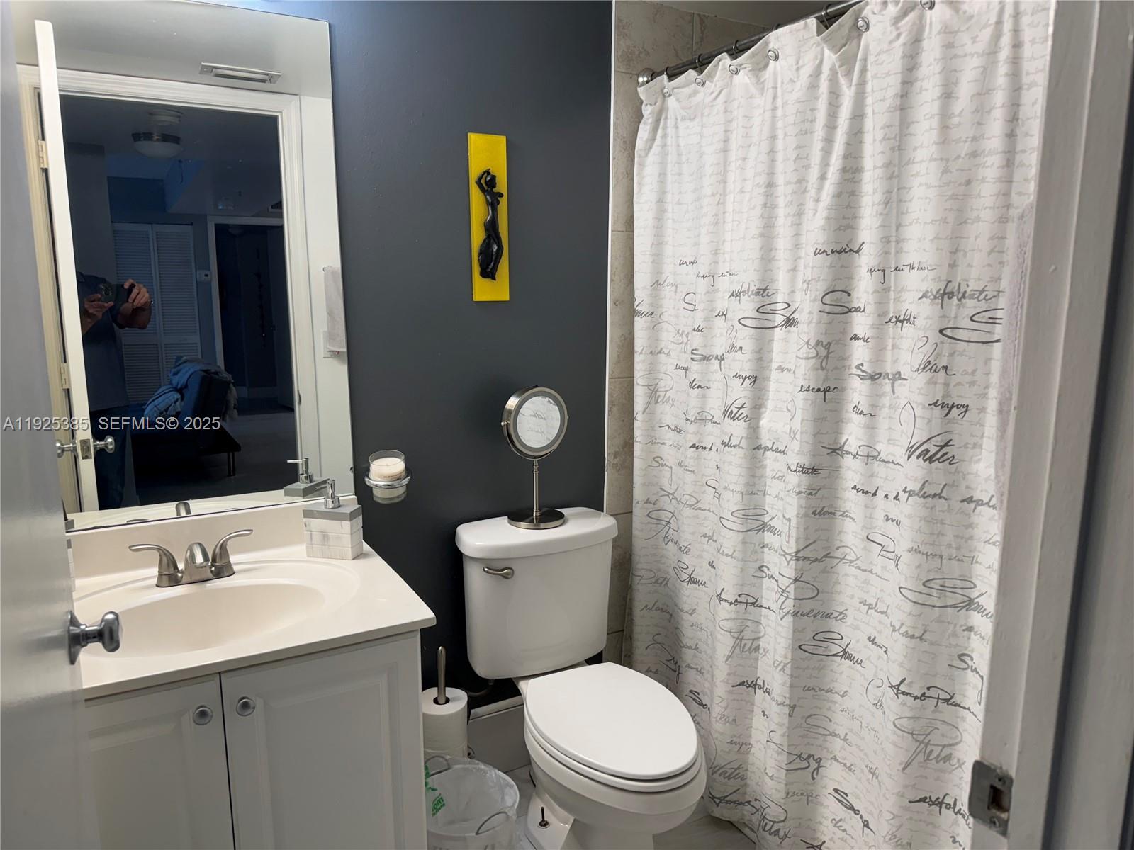 2711 Ocean Clb Blvd #202 Hollywood, FL 33019