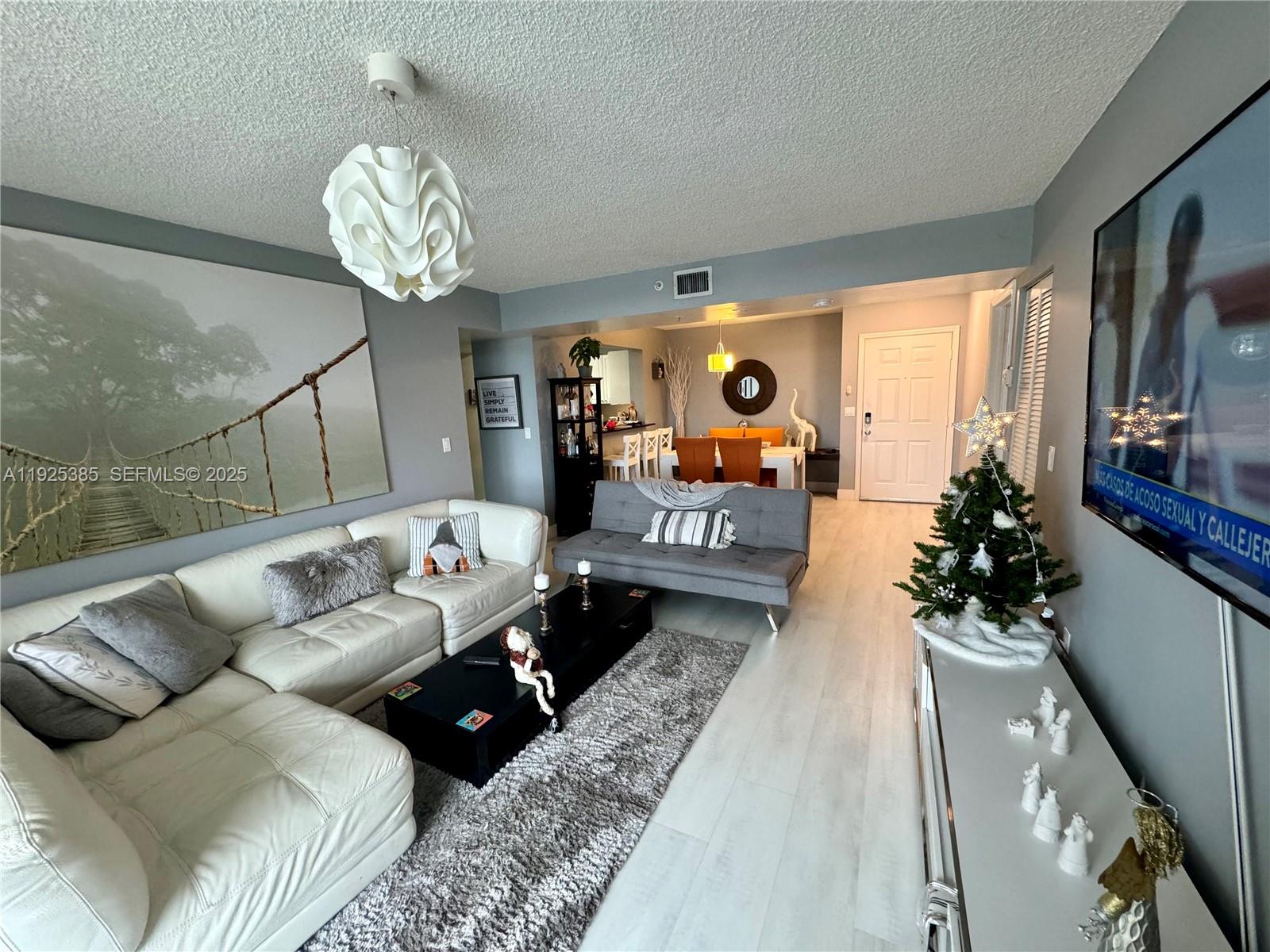 2711 Ocean Clb Blvd #202 Hollywood, FL 33019