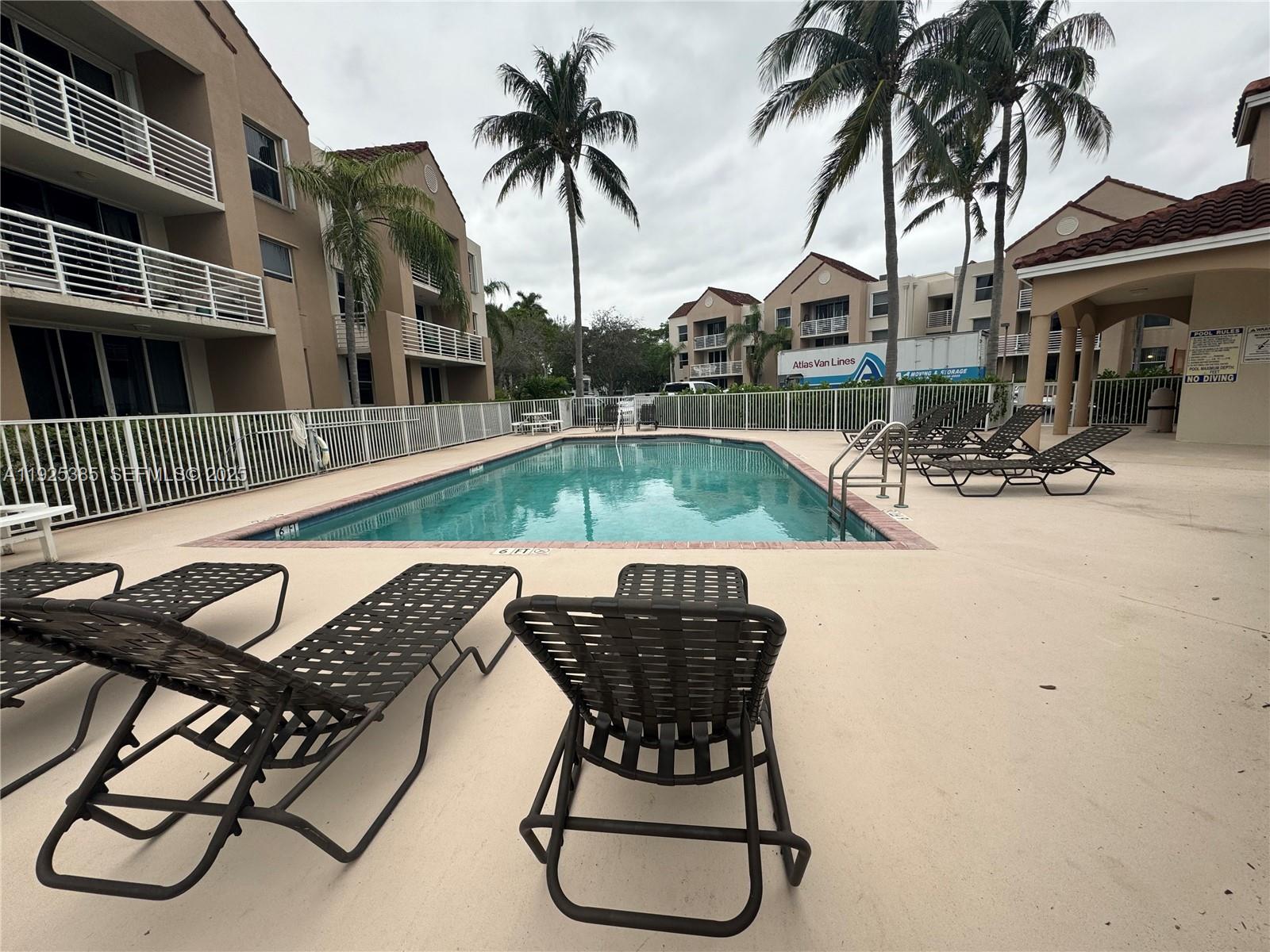 2711 Ocean Clb Blvd #202 Hollywood, FL 33019