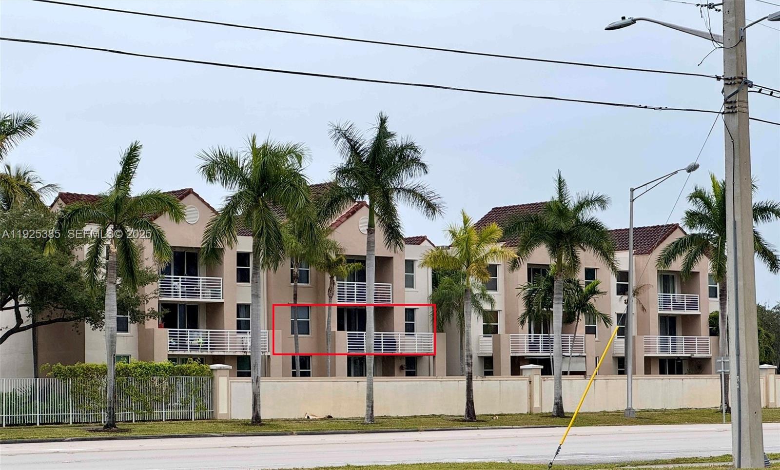 2711 Ocean Clb Blvd #202 Hollywood, FL 33019