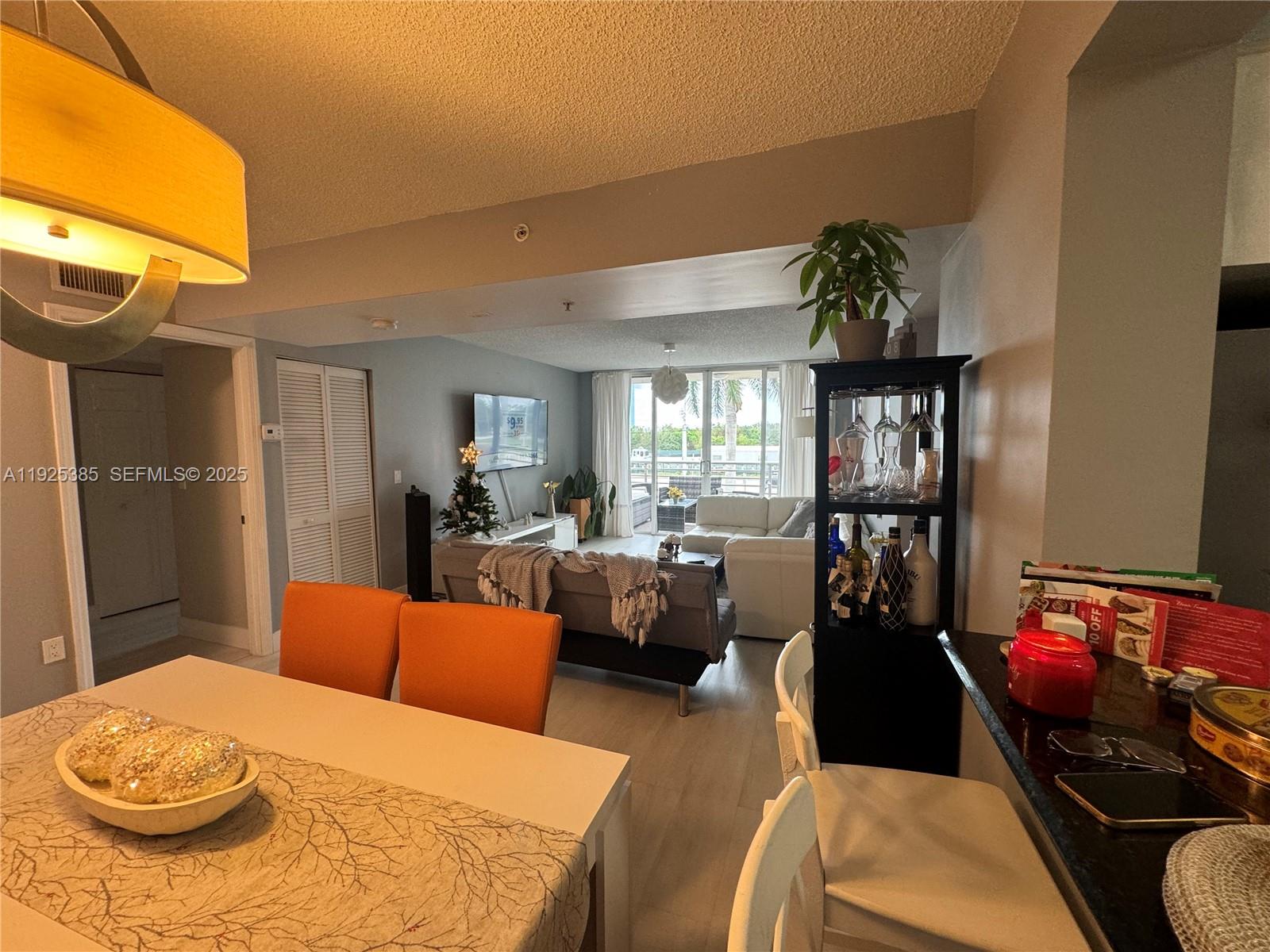 2711 Ocean Clb Blvd #202 Hollywood, FL 33019