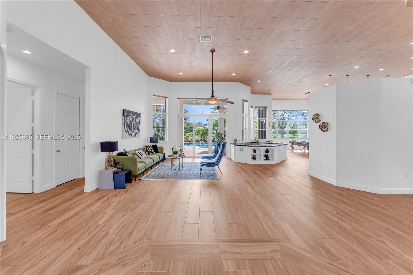 13890 SW 41st St Davie, FL 33330