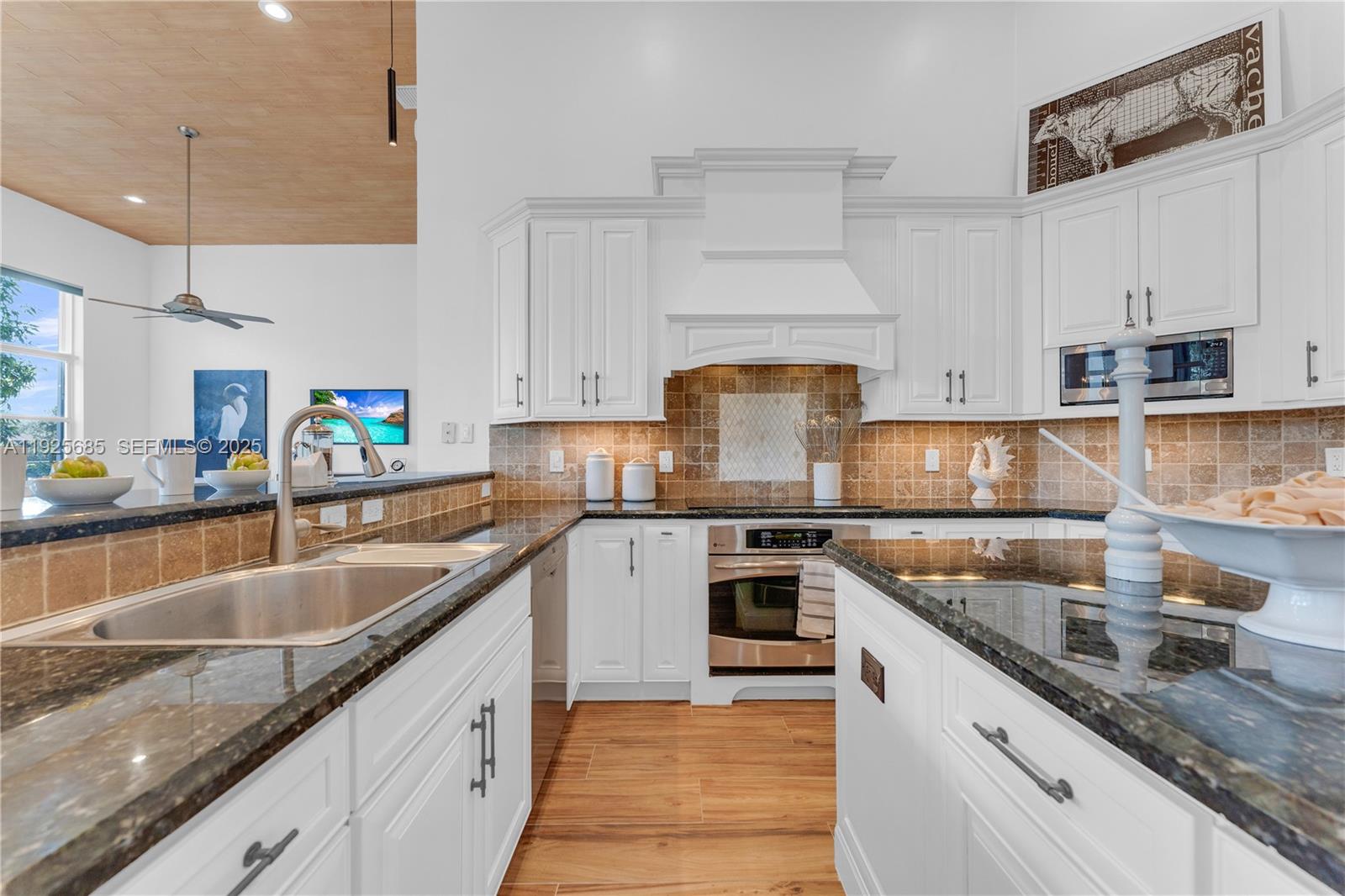 13890 SW 41st St Davie, FL 33330