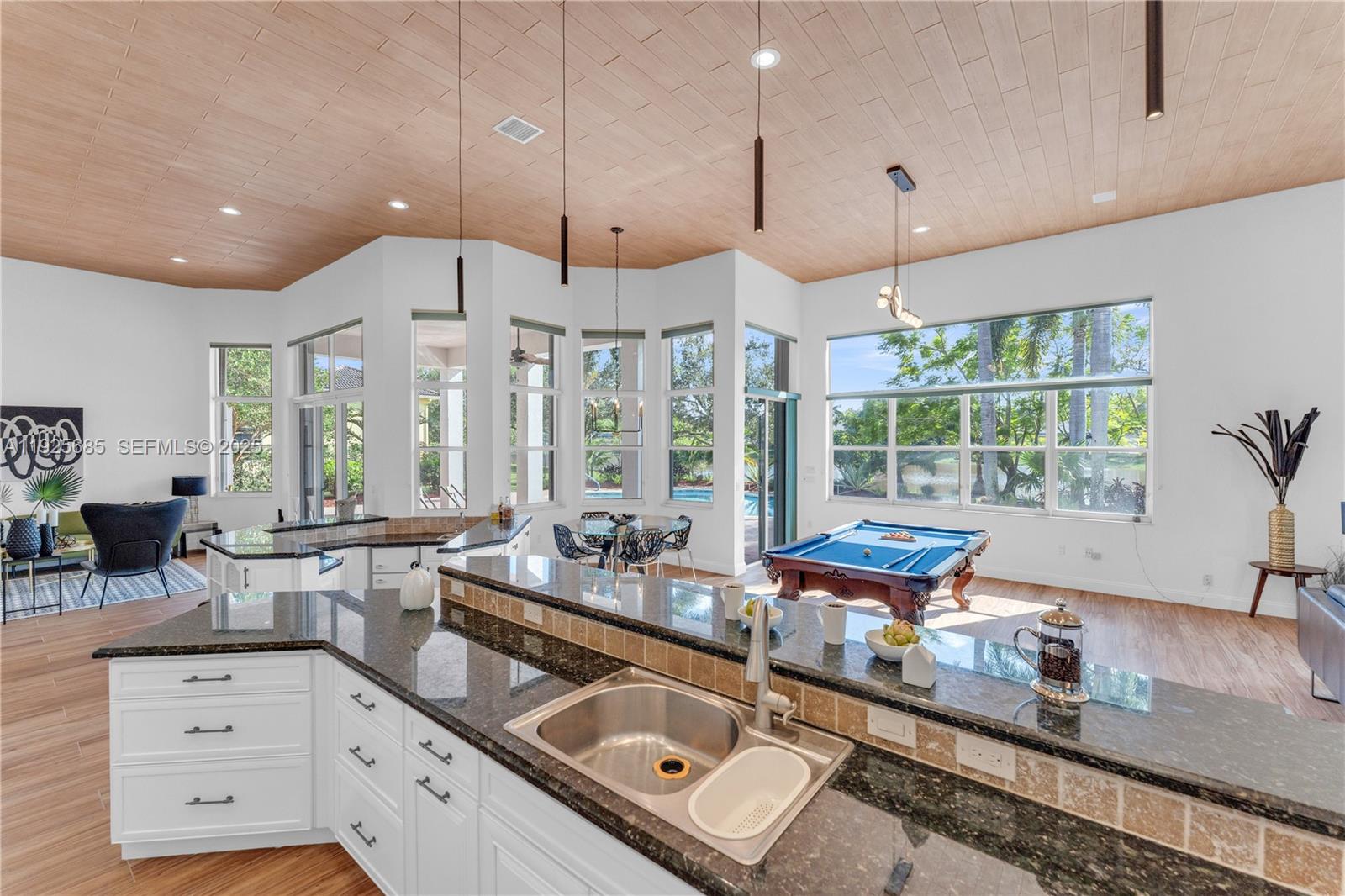 13890 SW 41st St Davie, FL 33330