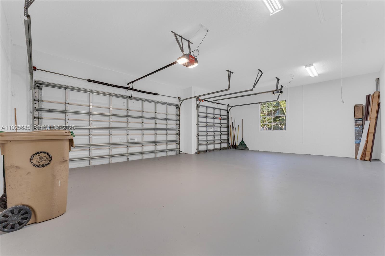 13890 SW 41st St Davie, FL 33330