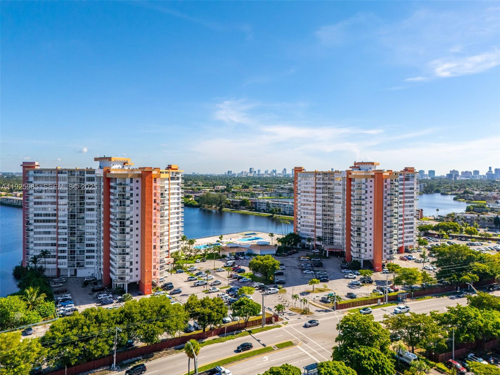 1301 NE Miami Gdns Dr #1523W Miami, FL 33179