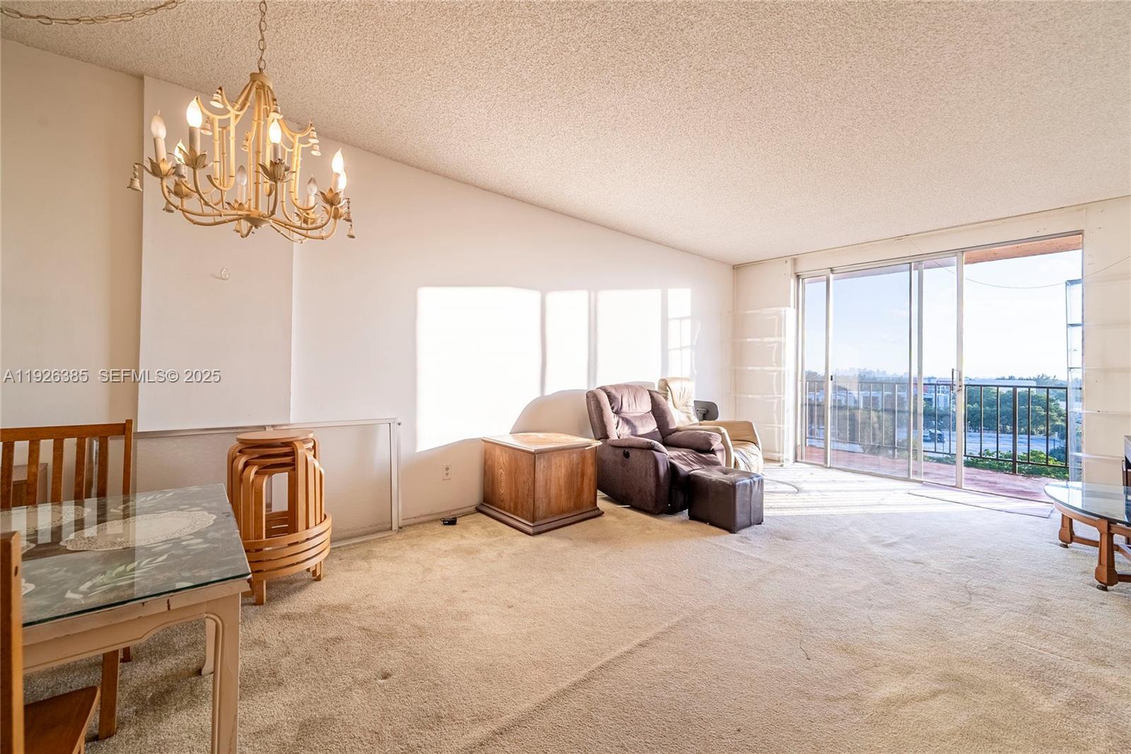 1465 NE 123rd St #PH9 North Miami, FL 33161