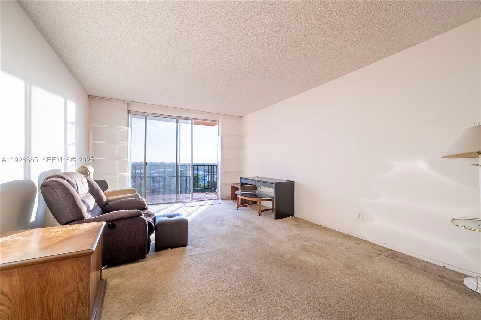 1465 NE 123rd St #PH9 North Miami, FL 33161