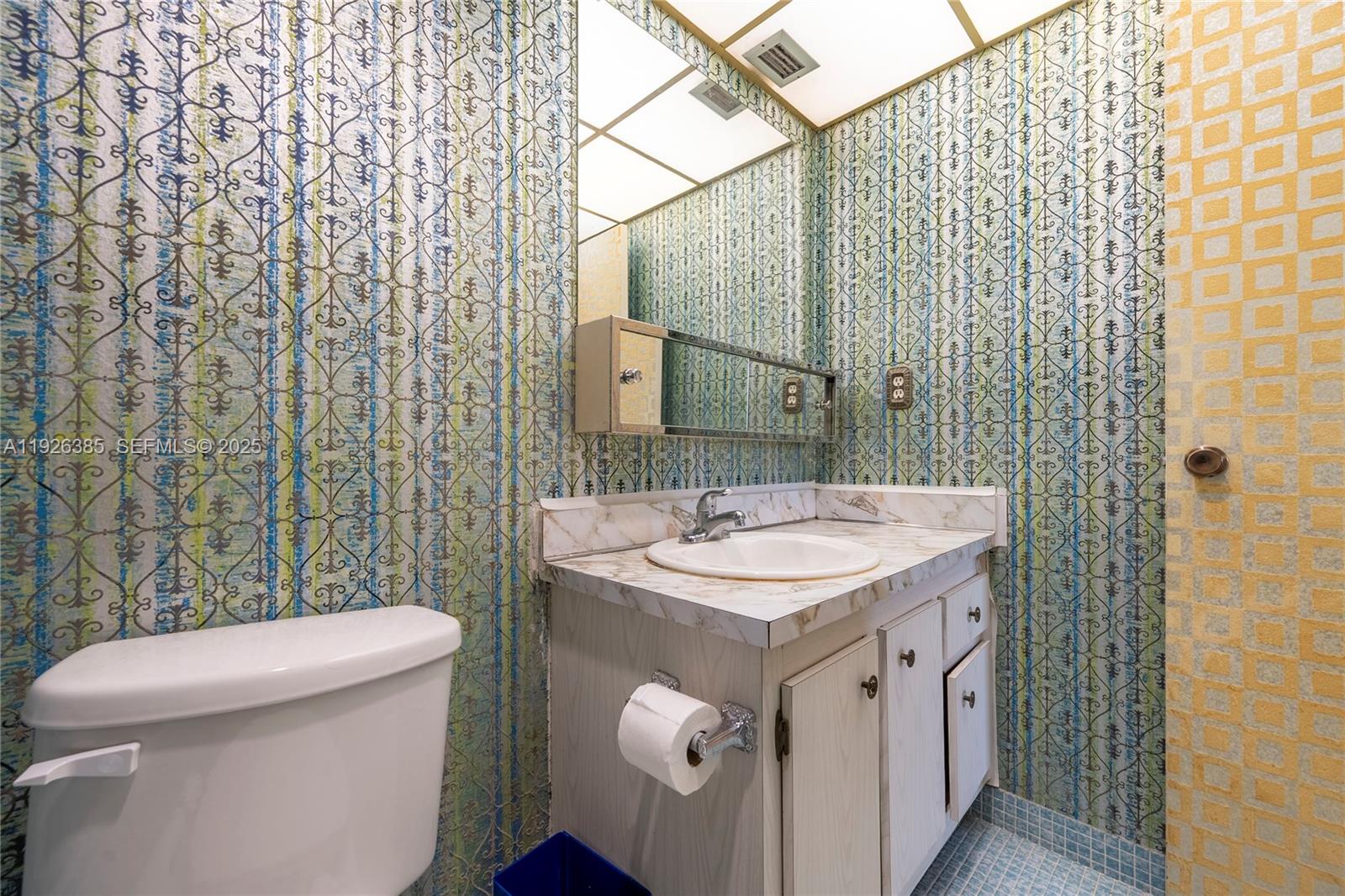 1465 NE 123rd St #PH9 North Miami, FL 33161