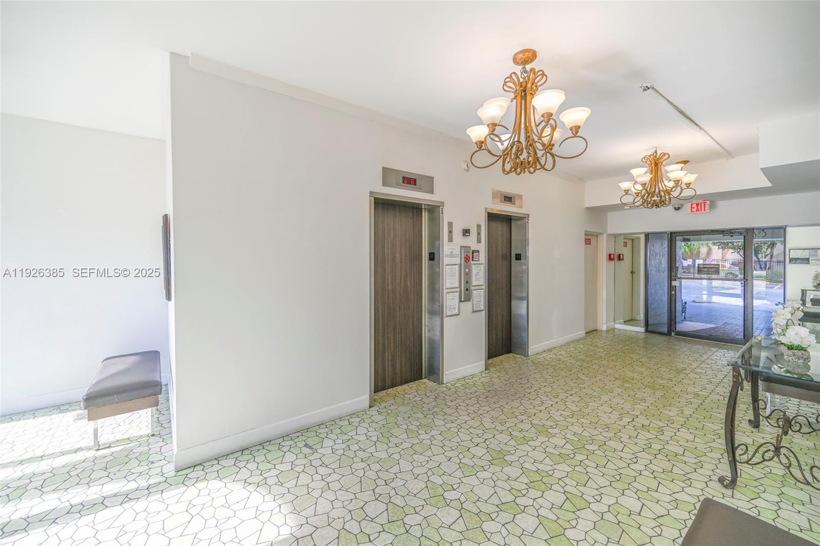 1465 NE 123rd St #PH9 North Miami, FL 33161