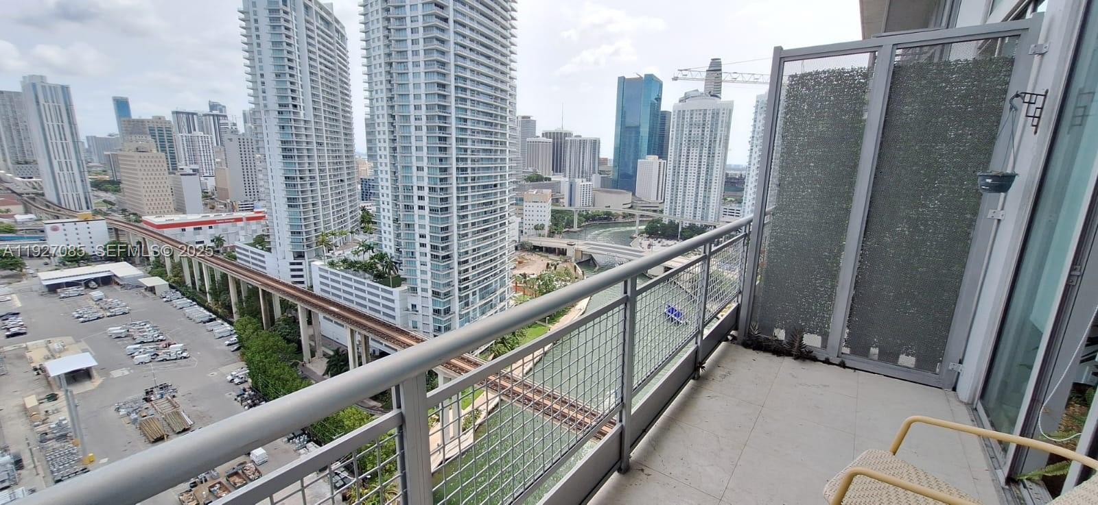 690 SW 1st Ct #2711 Miami, FL 33130