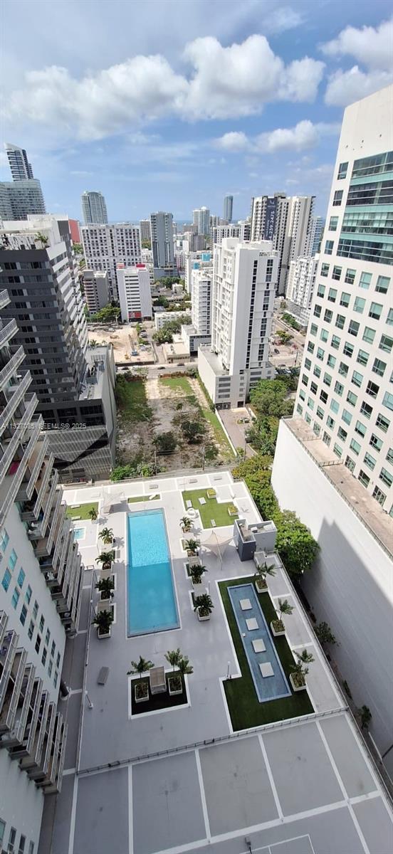 690 SW 1st Ct #2711 Miami, FL 33130