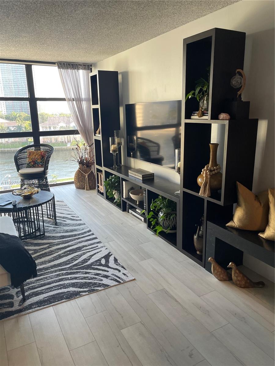 200 Leslie Dr #622 Hallandale Beach, FL 33009