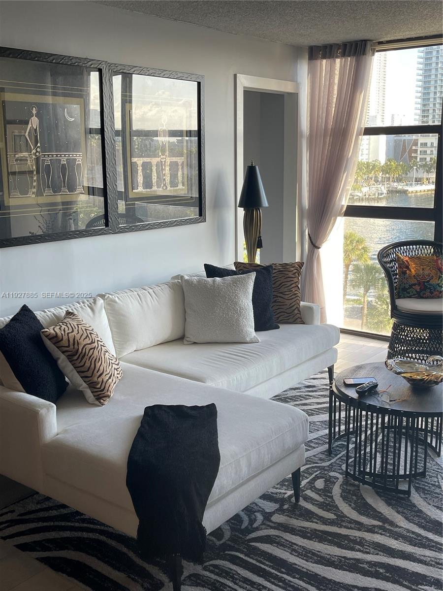 200 Leslie Dr #622 Hallandale Beach, FL 33009