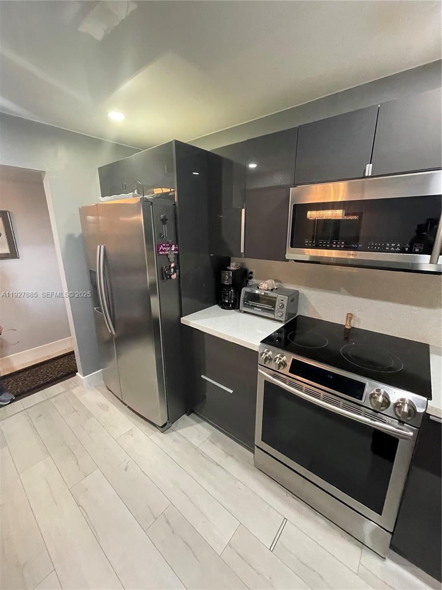 200 Leslie Dr #622 Hallandale Beach, FL 33009