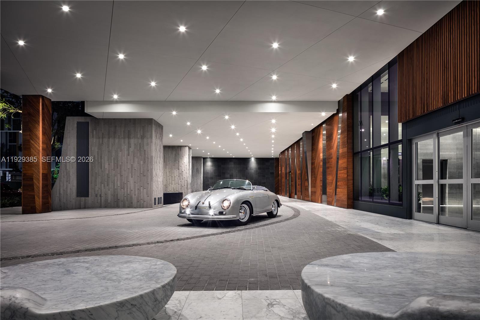 88 SW 7th St #2501 Miami, FL 33130