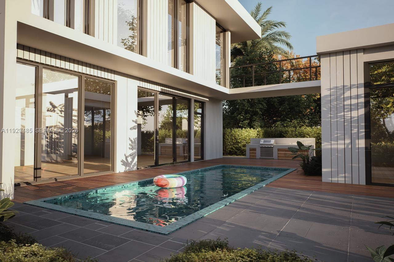 160 NW 39th St Miami, FL 33127