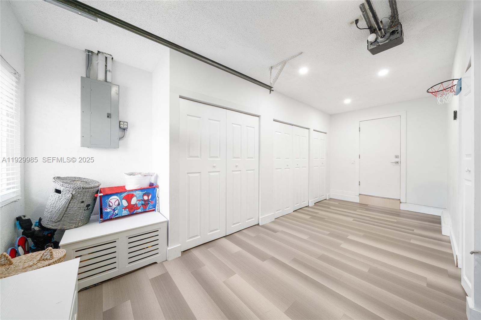 12728 SW 64th Ter Miami, FL 33183