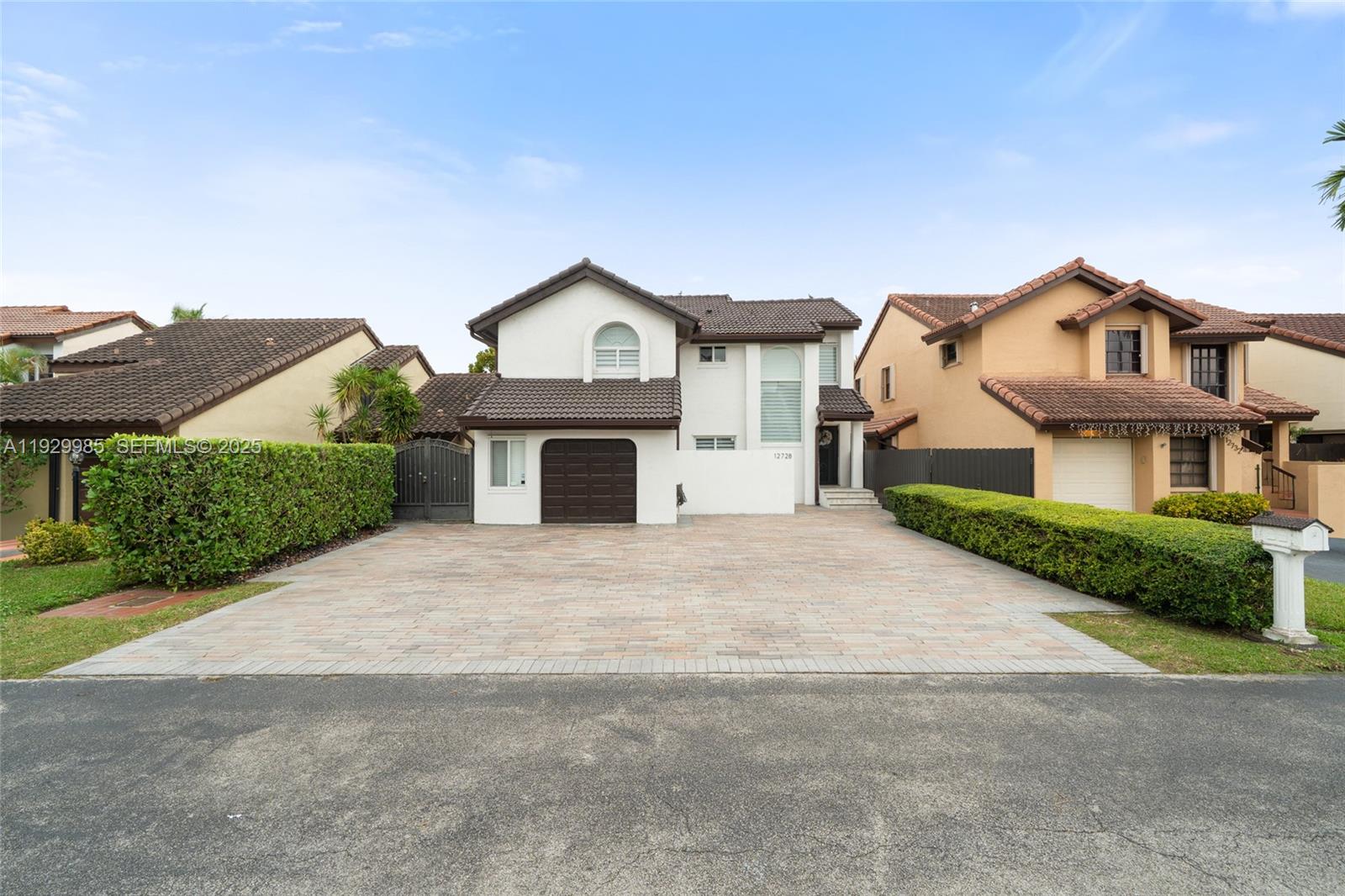 12728 SW 64th Ter Miami, FL 33183