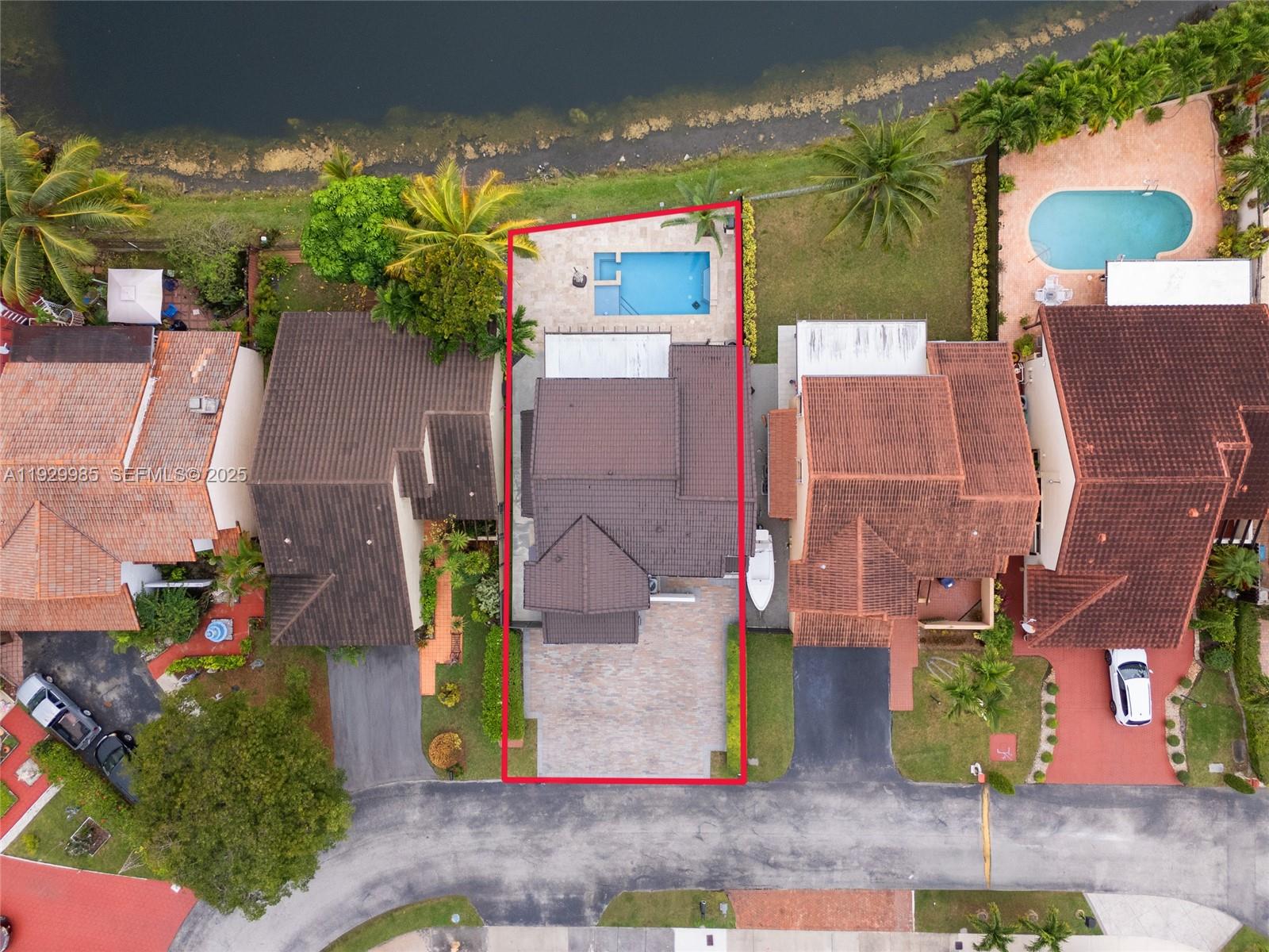 12728 SW 64th Ter Miami, FL 33183