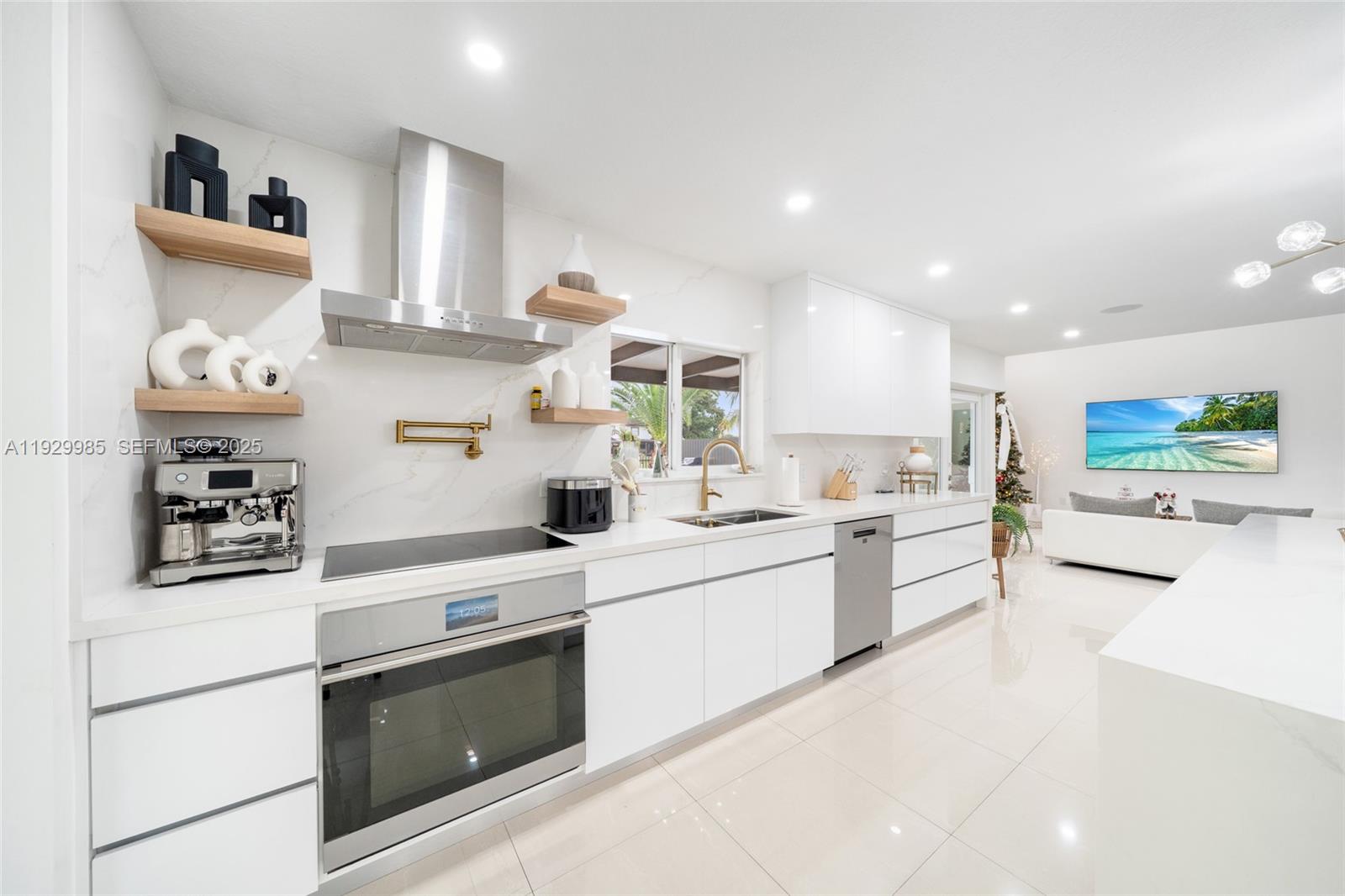 12728 SW 64th Ter Miami, FL 33183