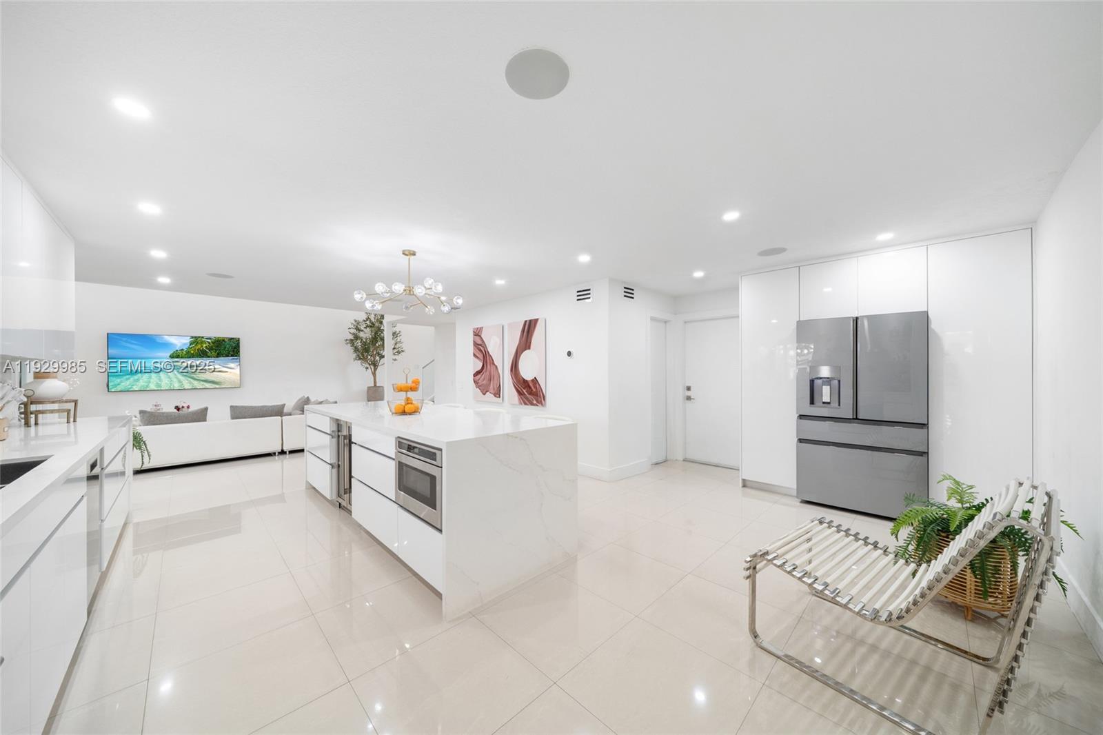 12728 SW 64th Ter Miami, FL 33183