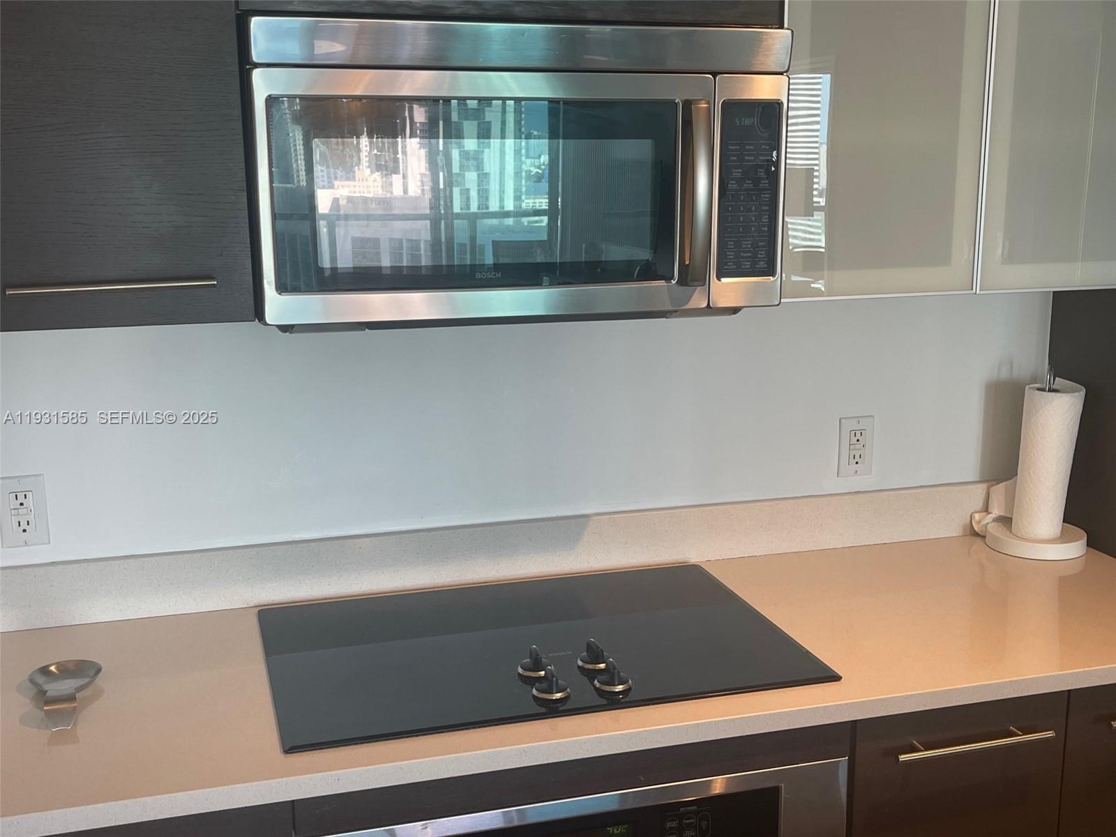 image 500 Brickell East8