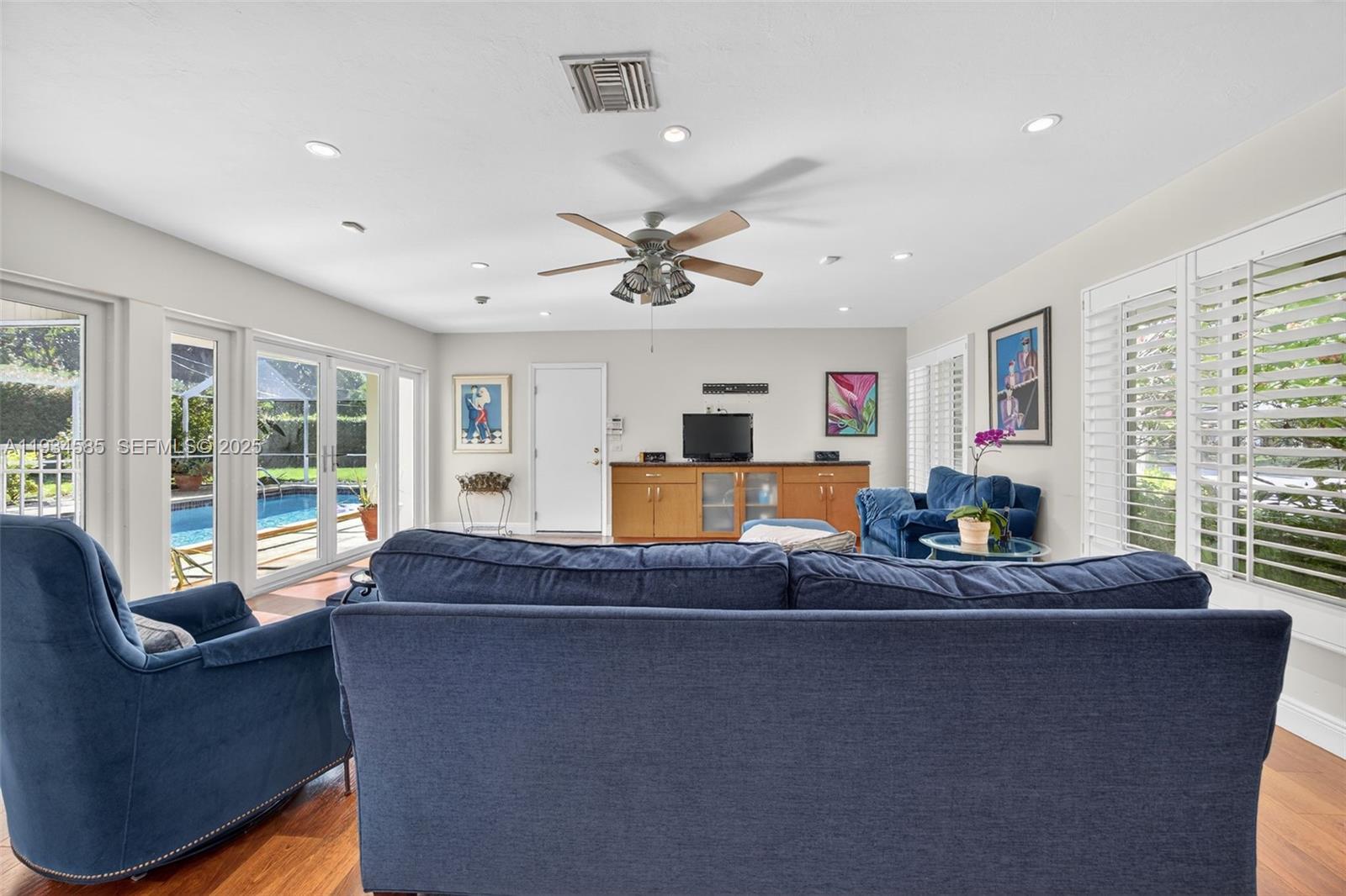 7300 SW 116th Ter Pinecrest, FL 33156