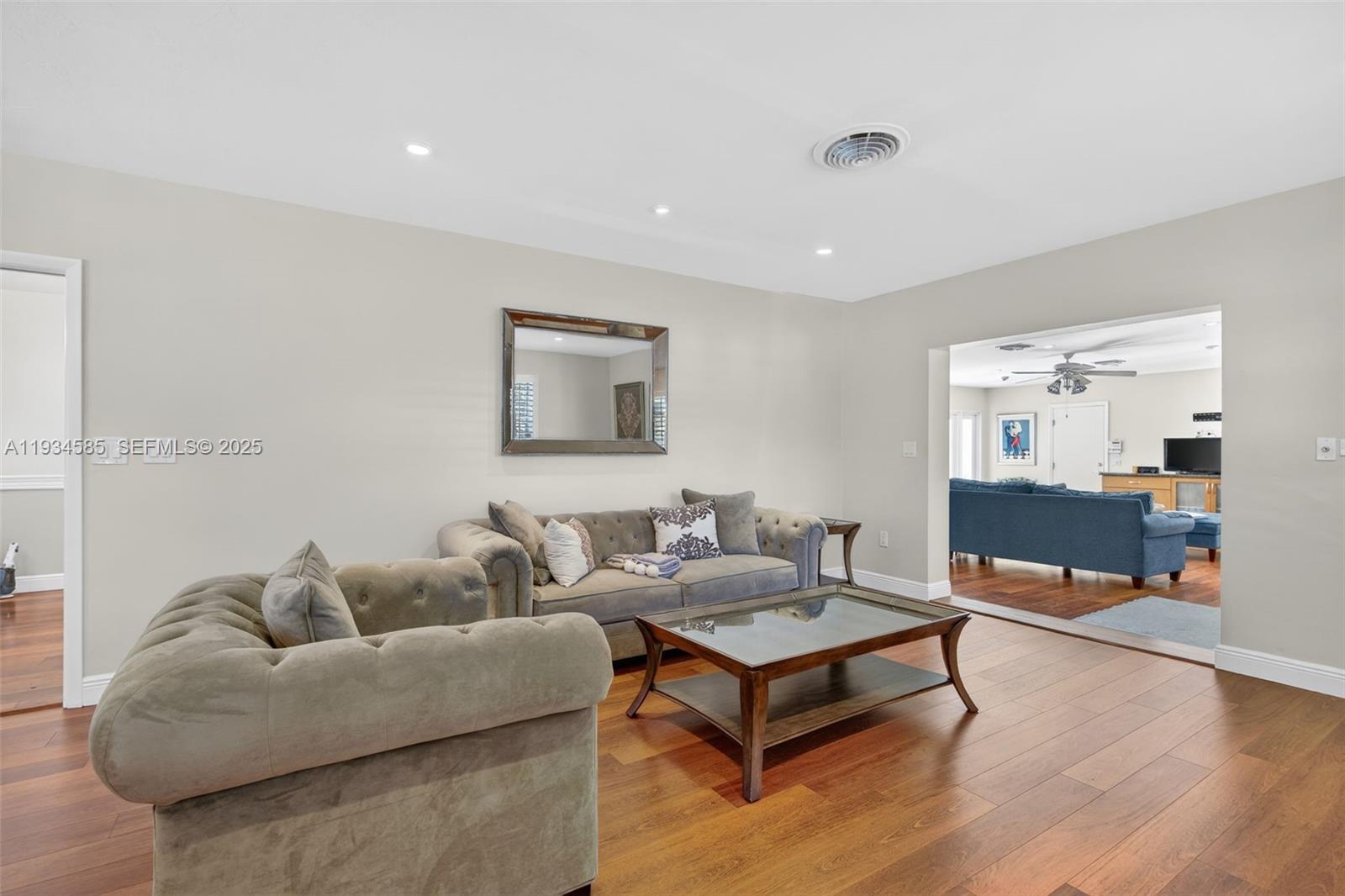 7300 SW 116th Ter Pinecrest, FL 33156